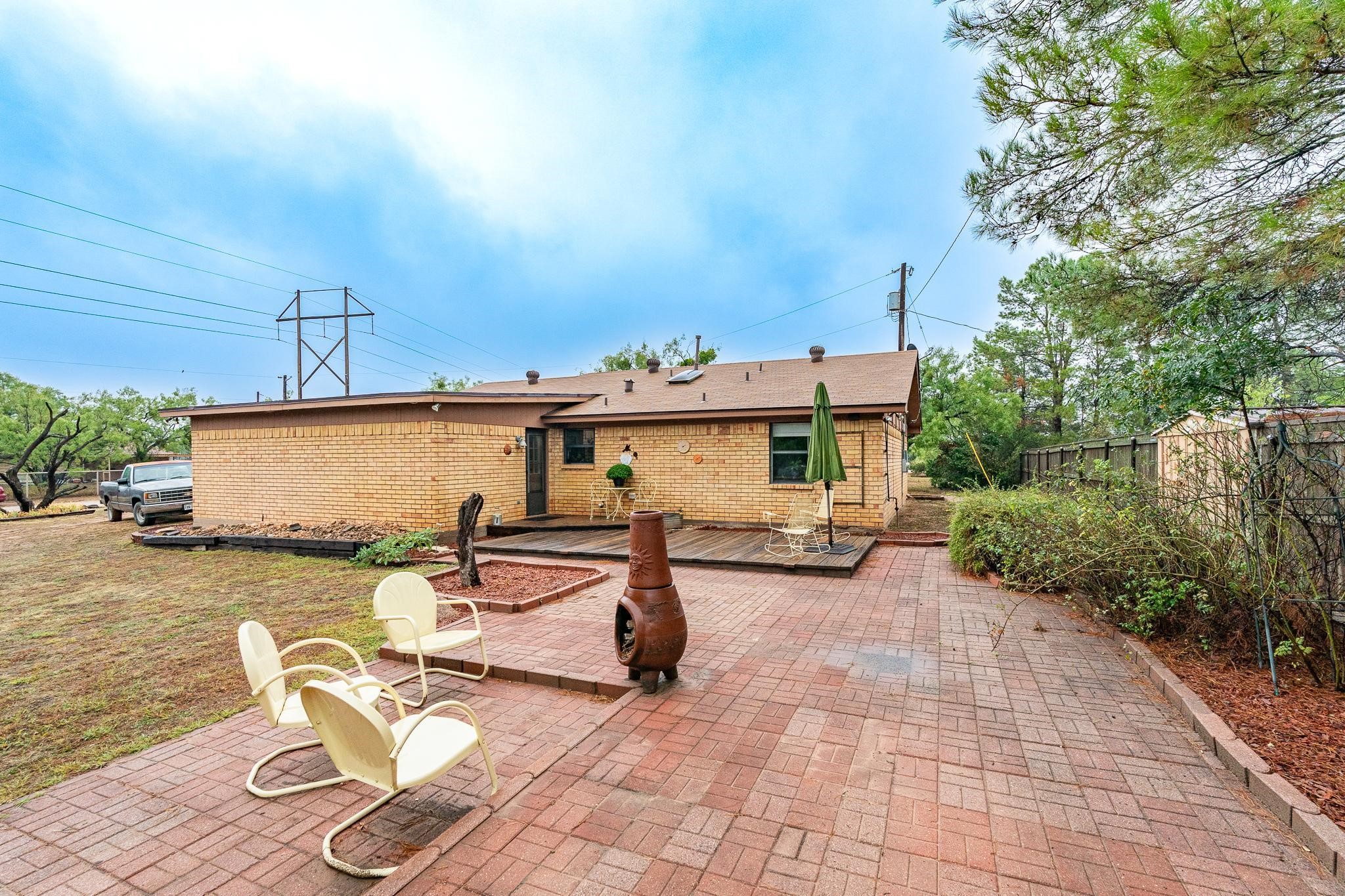 3332 Hayter Road