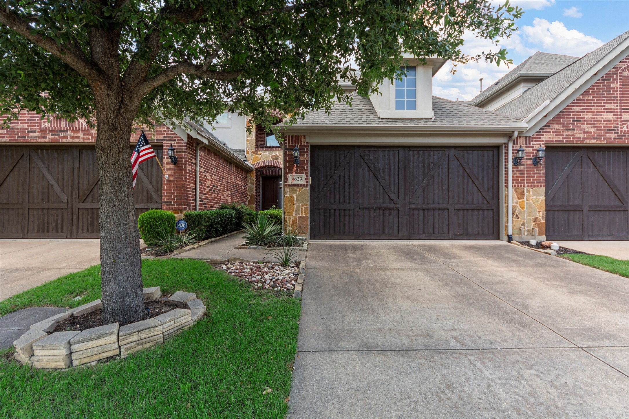 4829 Bayview Drive