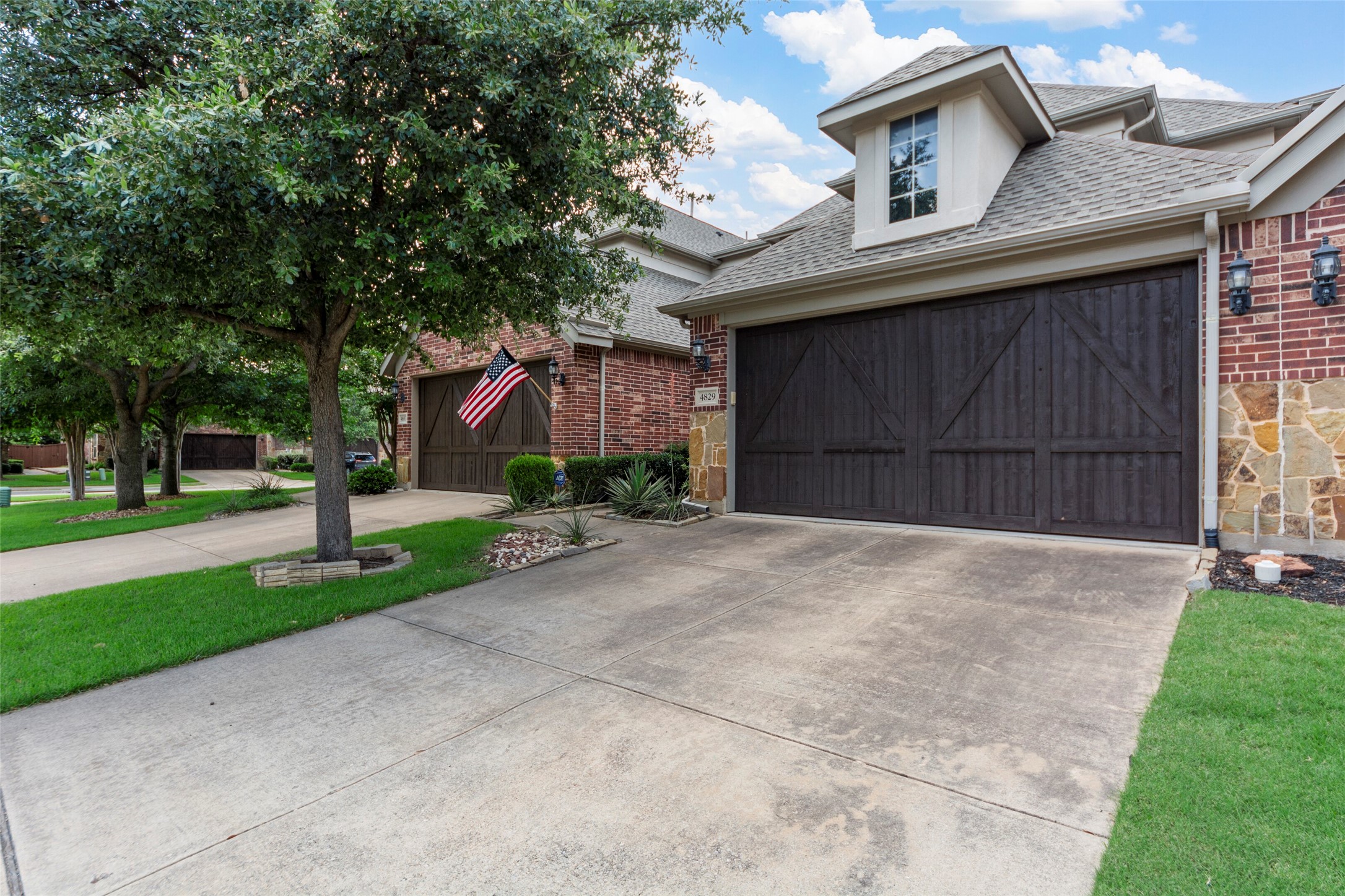 4829 Bayview Drive