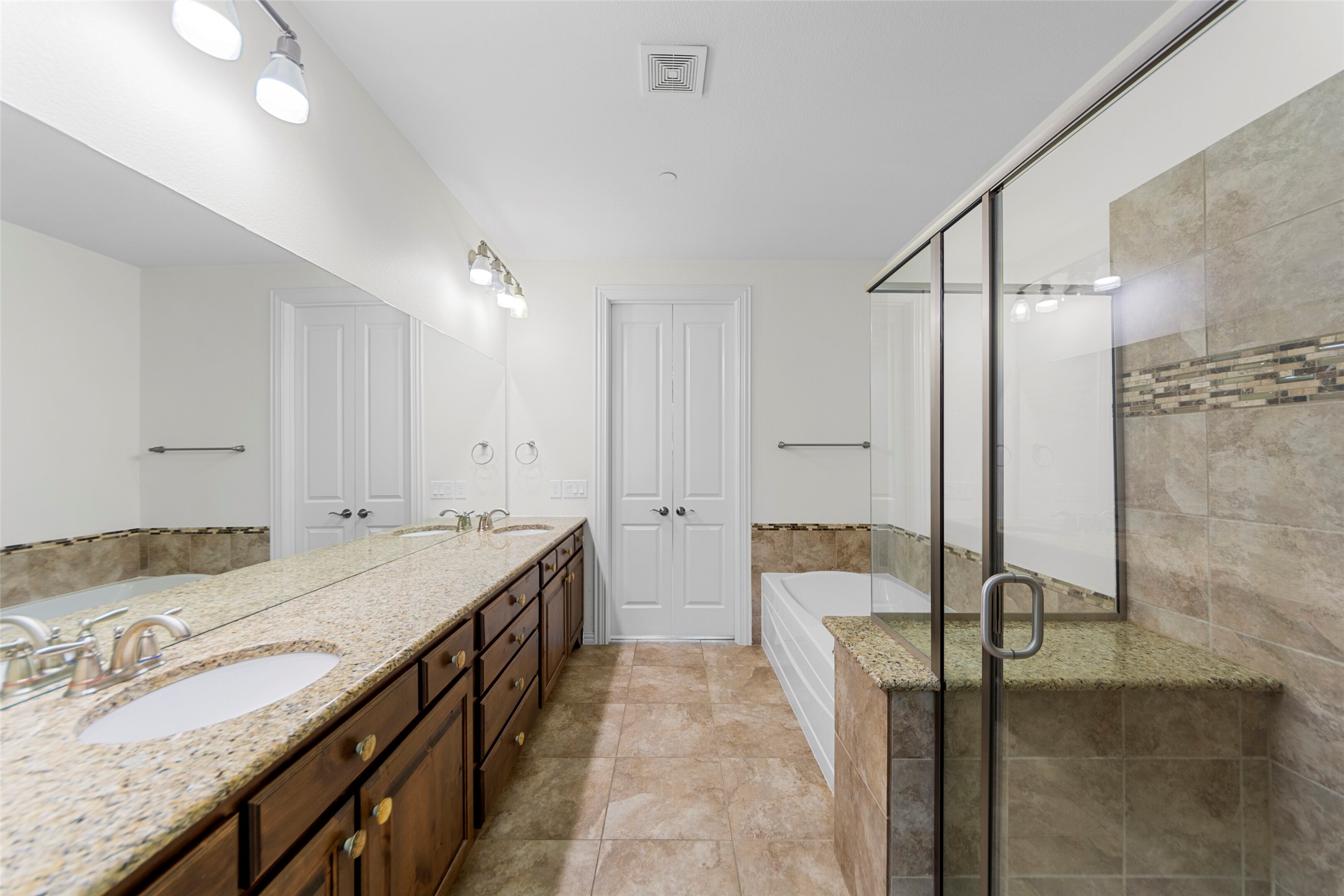 4829 Bayview Drive