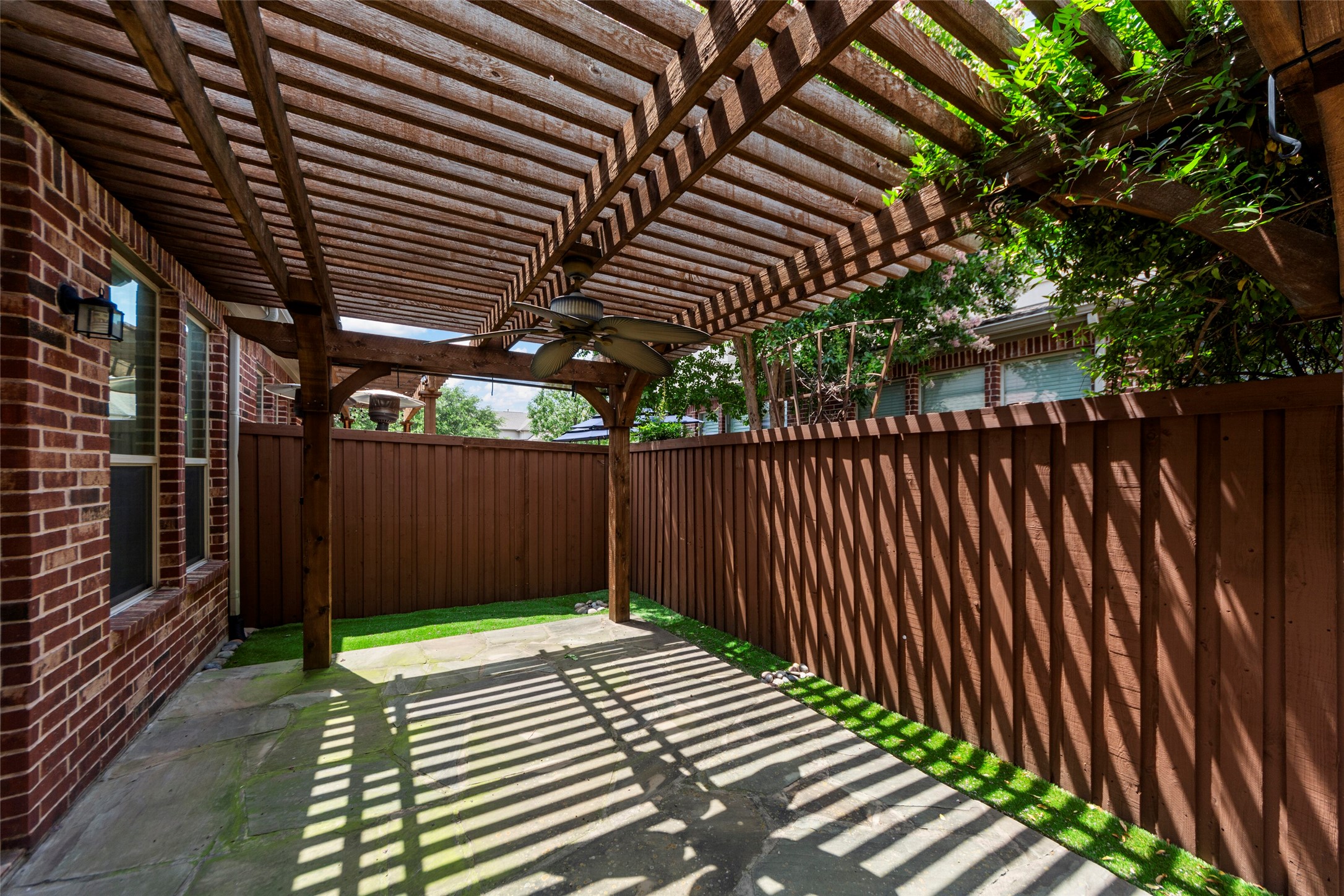 4829 Bayview Drive