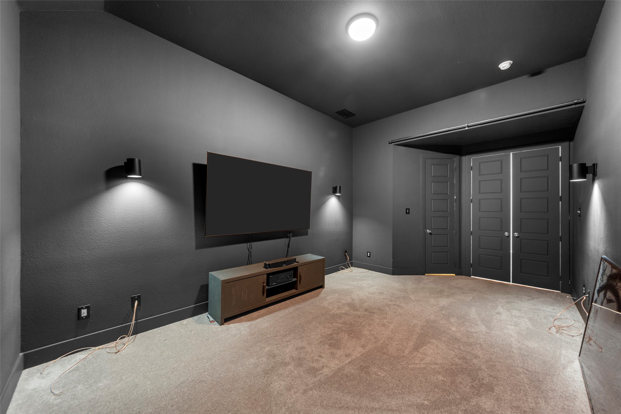 2025 St Andrews Drive