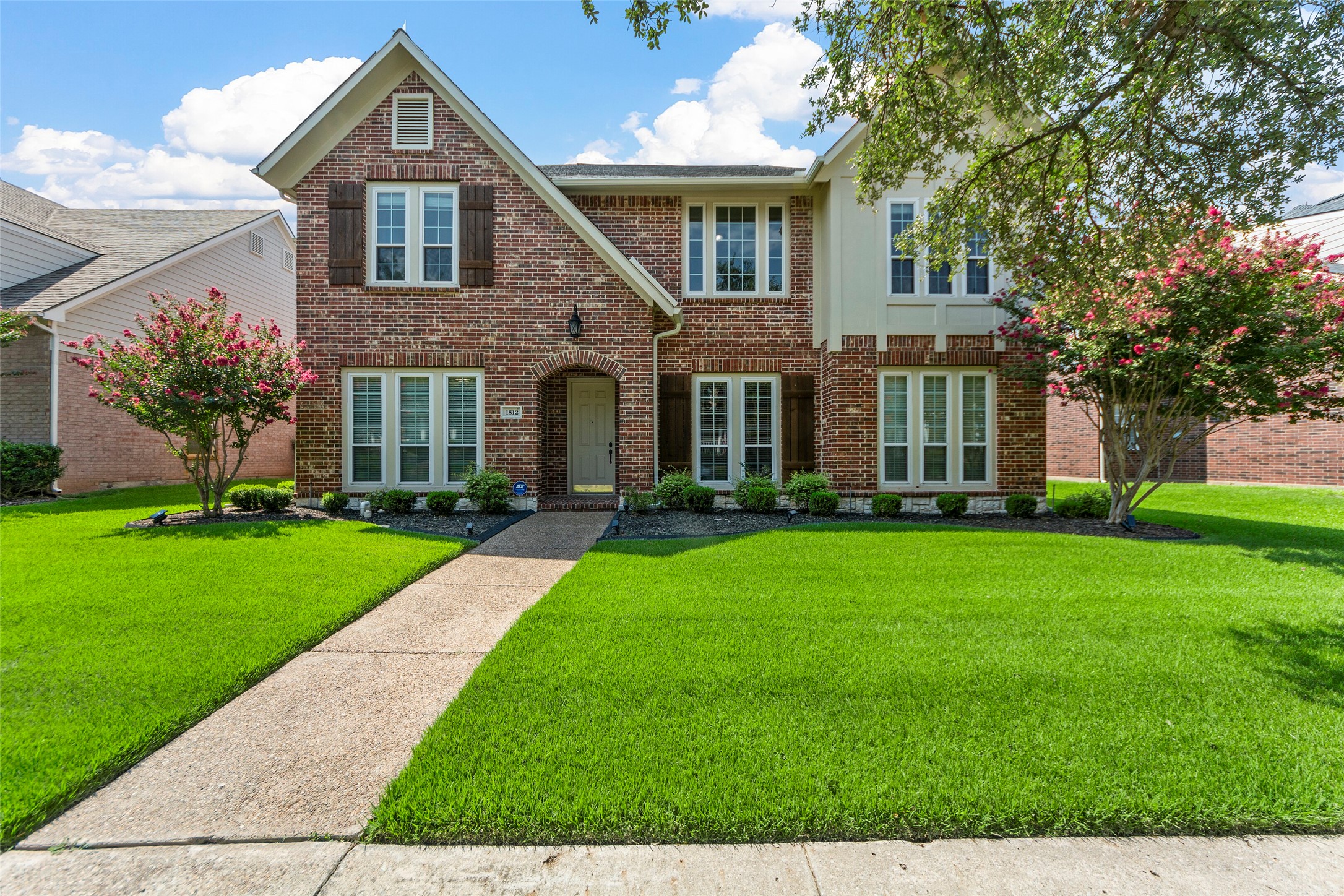 1812 E Branch Hollow Drive
