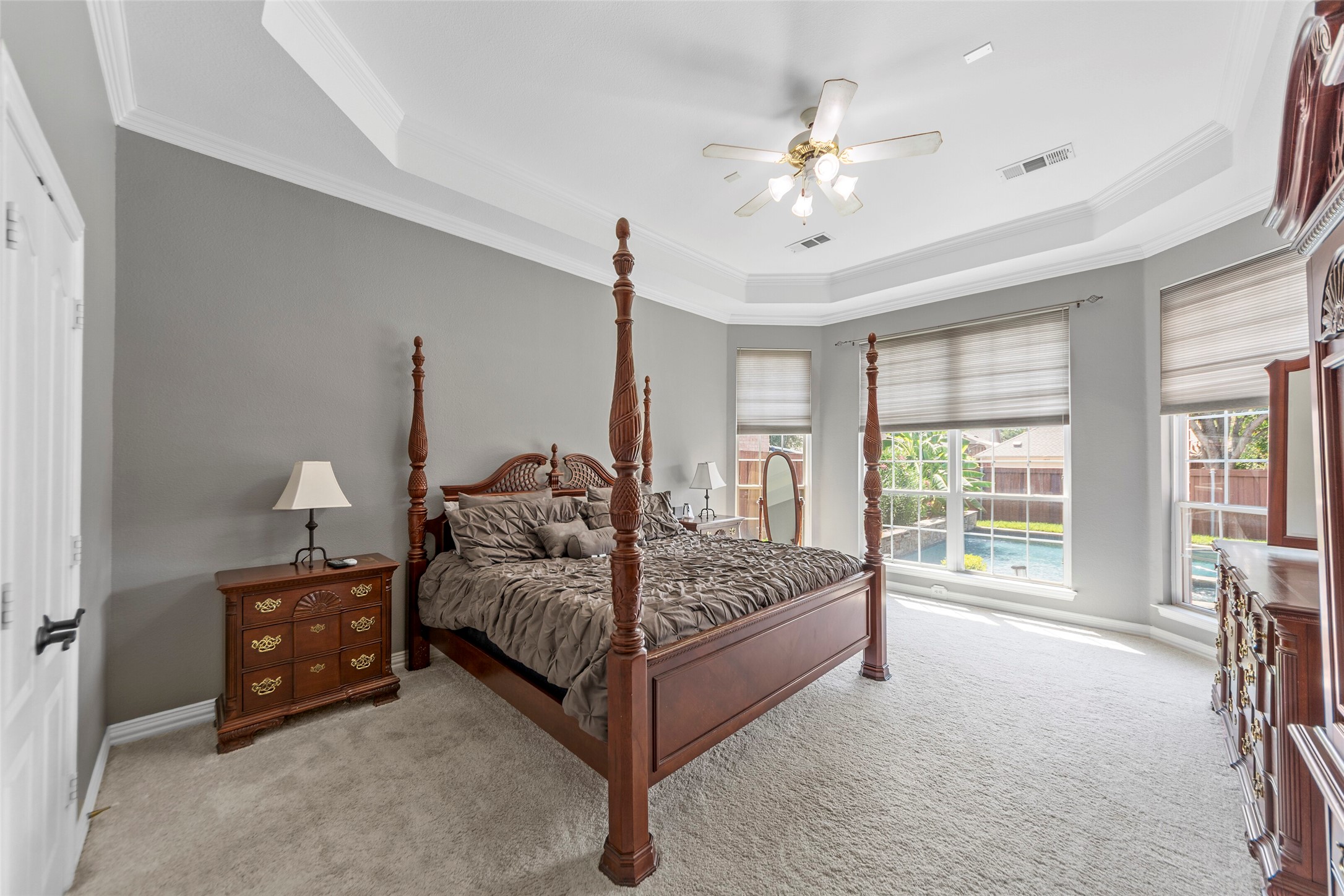 1812 E Branch Hollow Drive