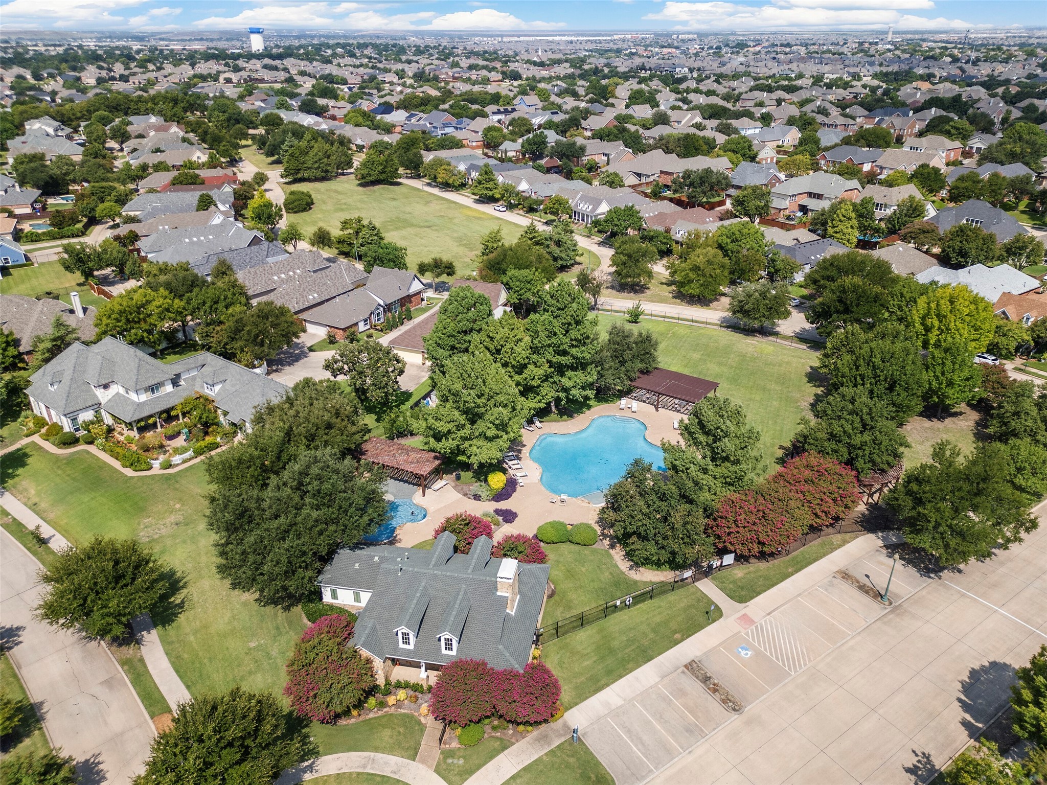 1812 E Branch Hollow Drive
