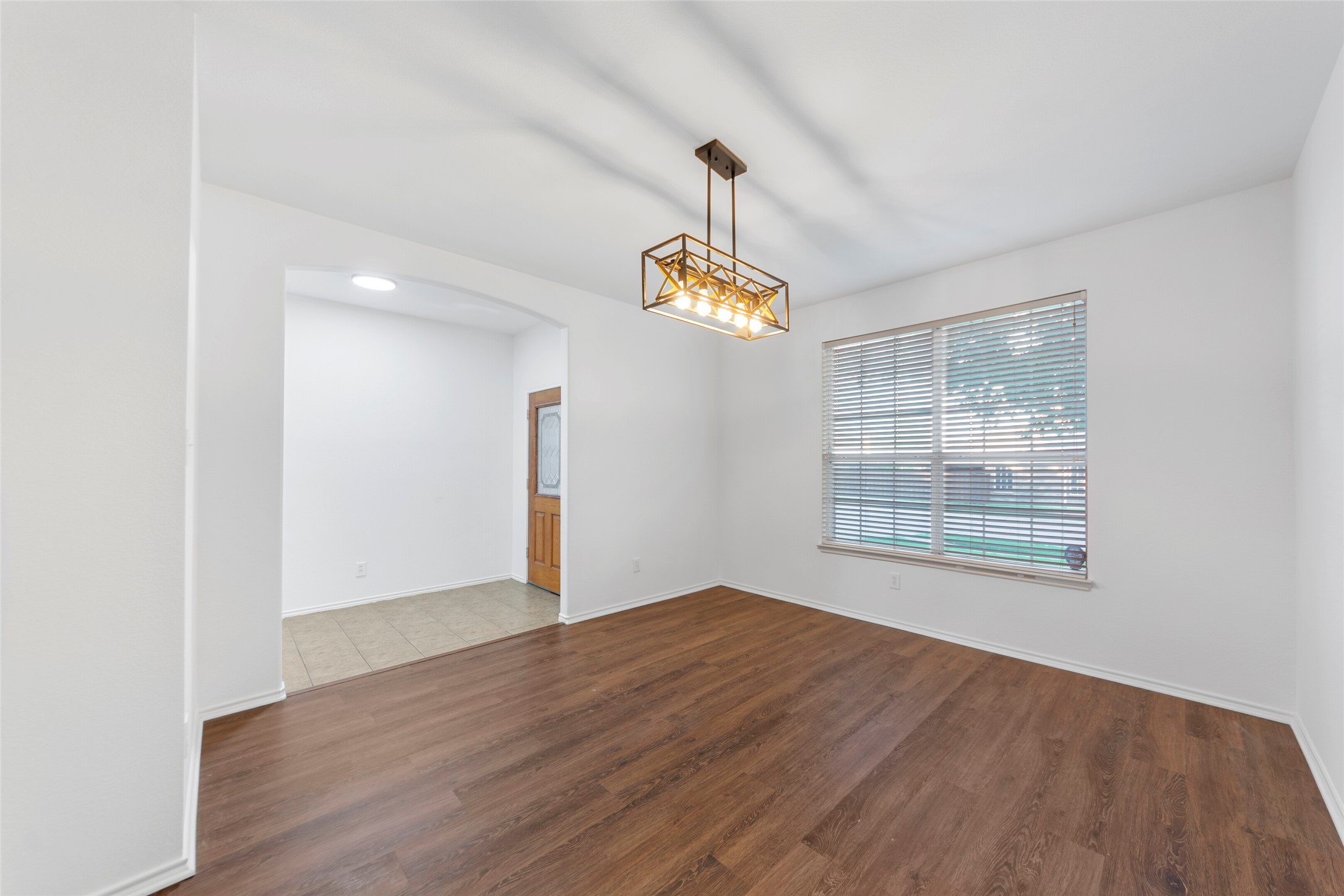 1210 Iron Horse Street