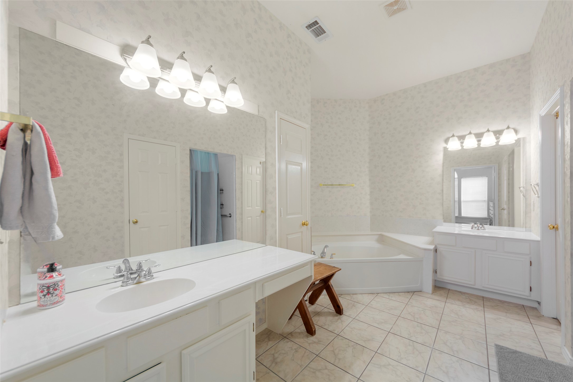 3309 Heatherbrook Drive