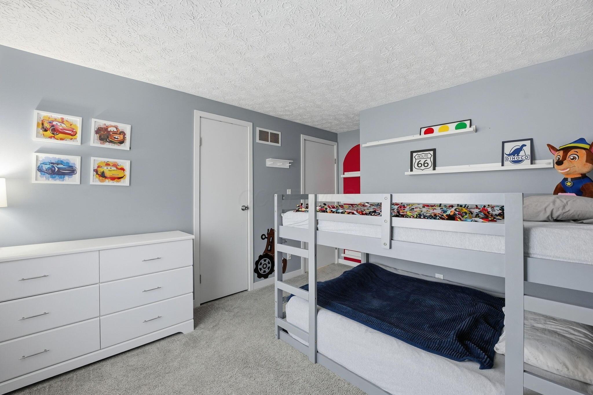 3802 Ravens Glen Drive