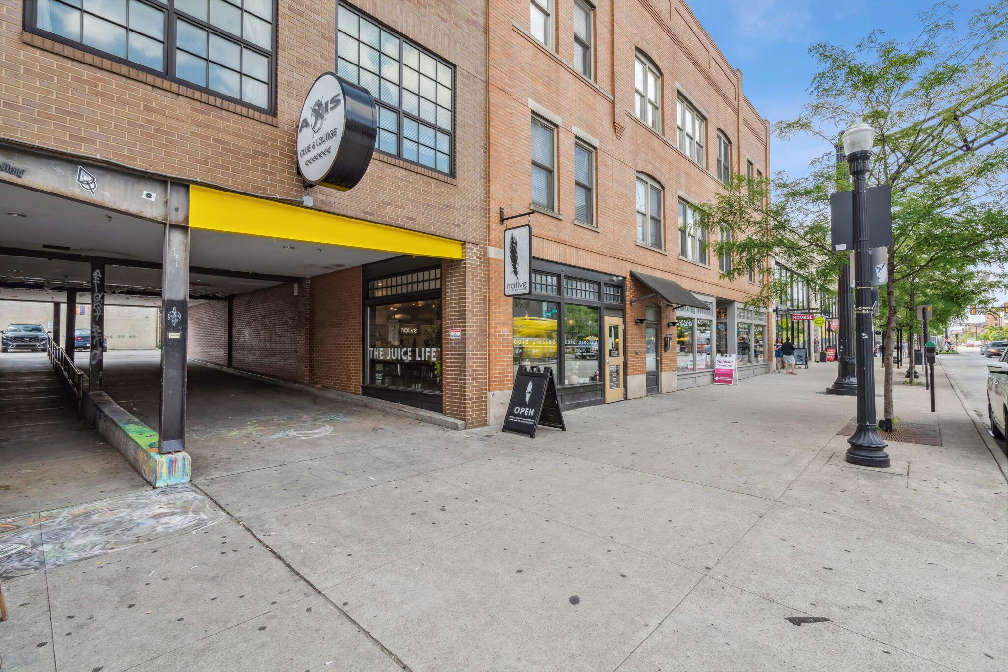 769 N High Street, R301