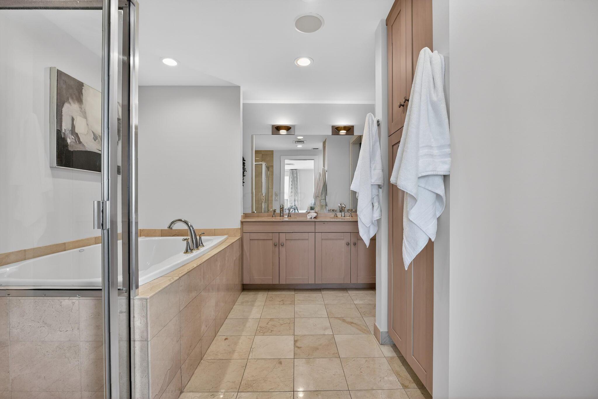 1 Miranova Place, 1840