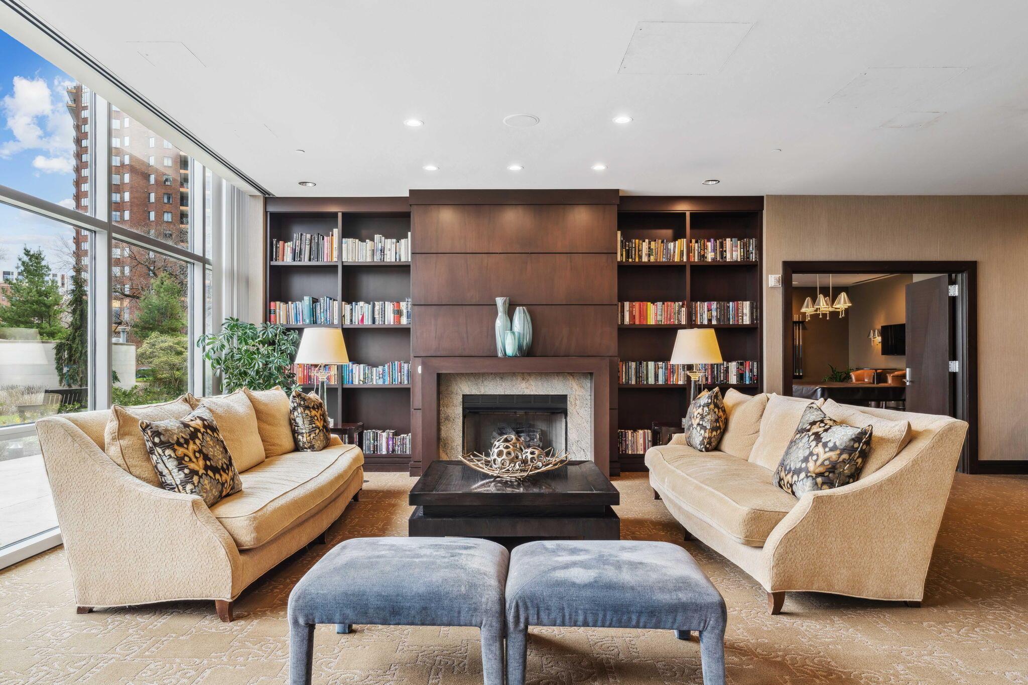 1 Miranova Place, 1840