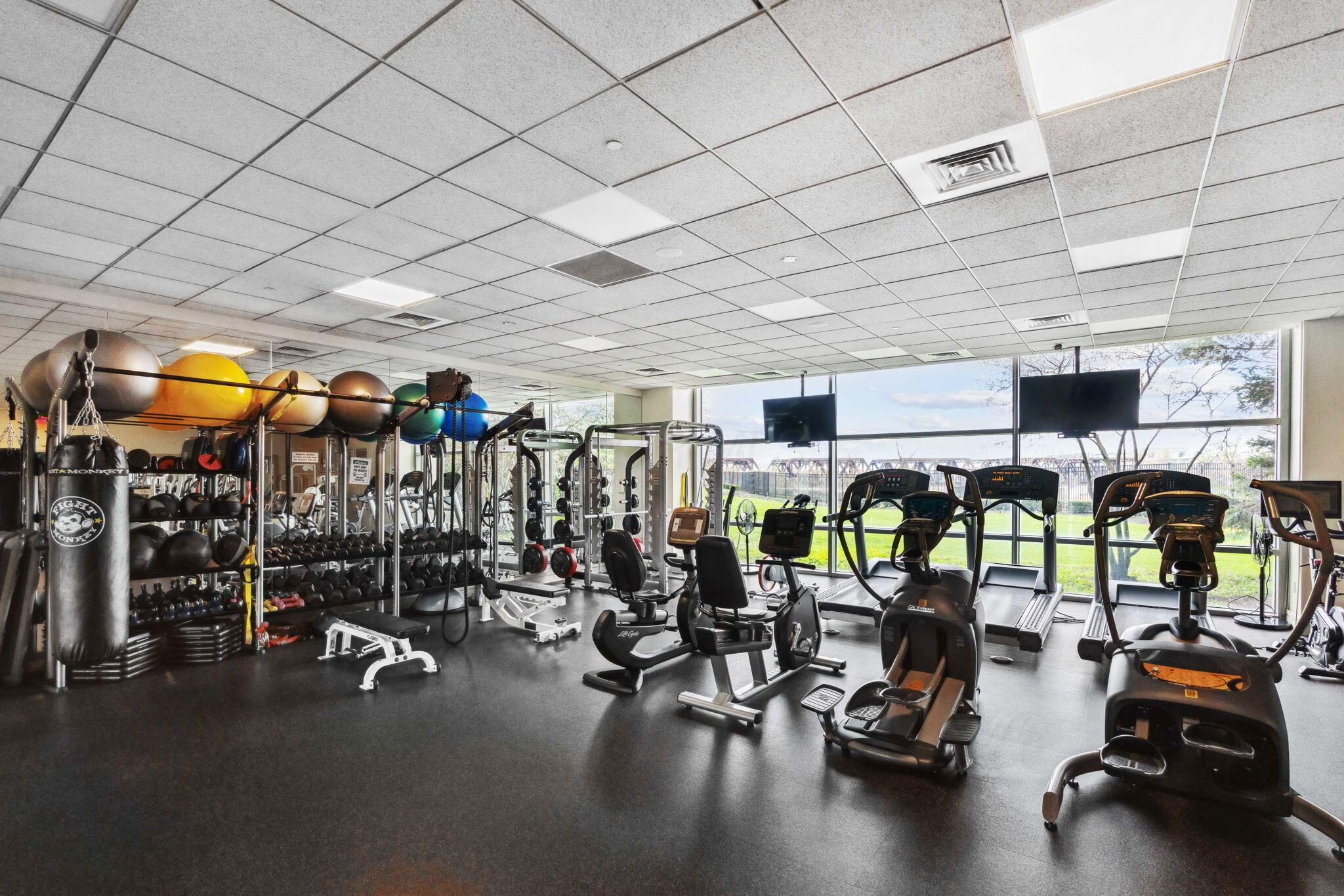 1 Miranova Place, 1840