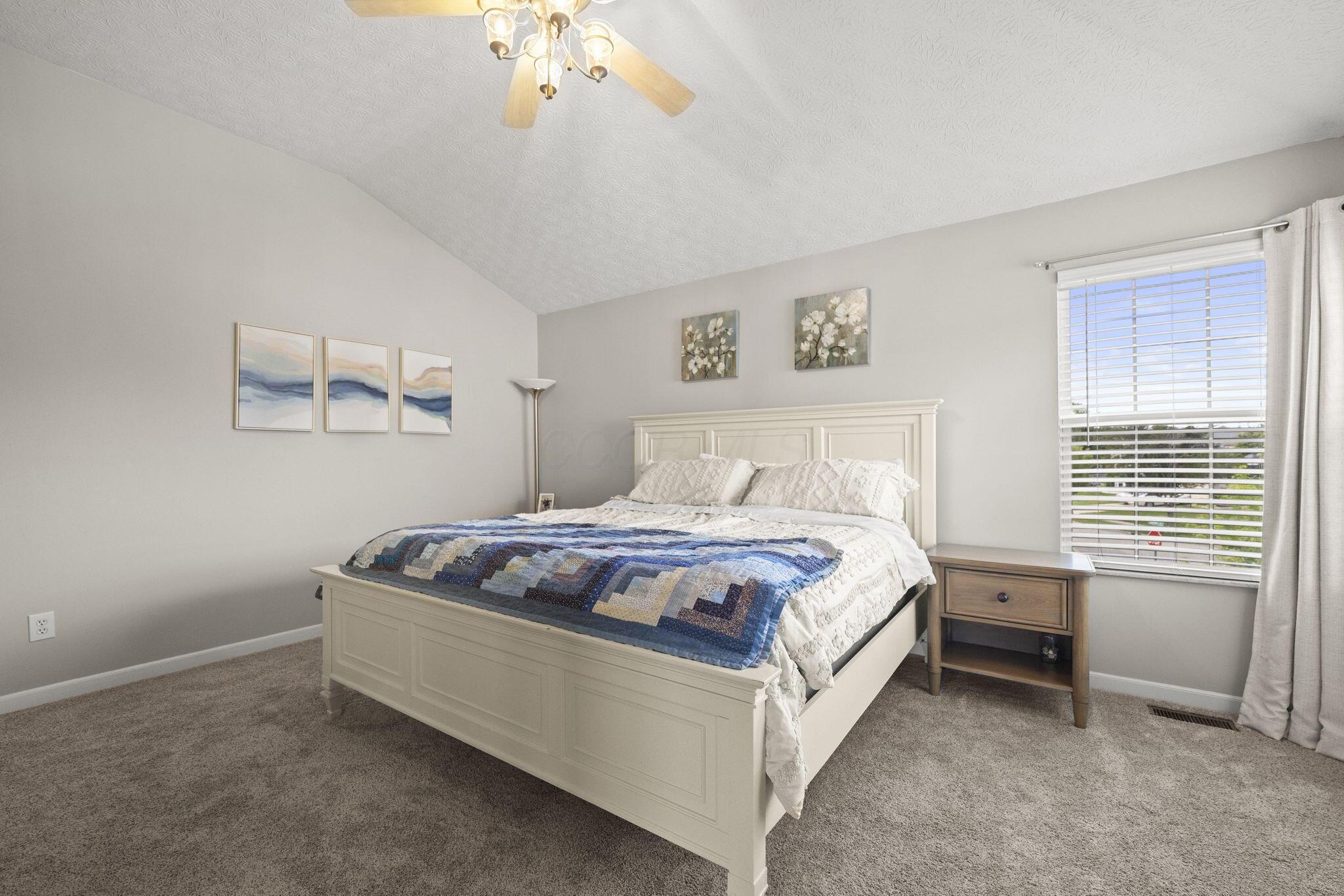 859 Dunvegan Court