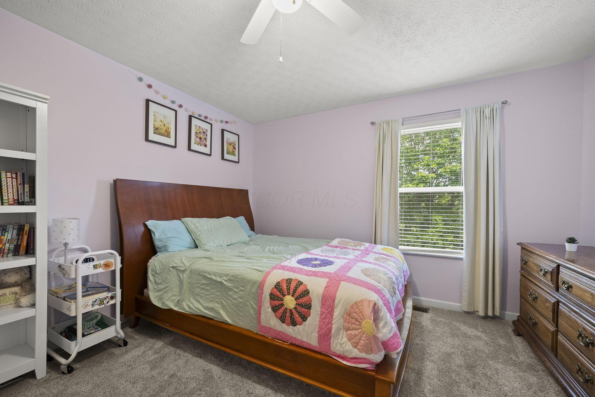 859 Dunvegan Court