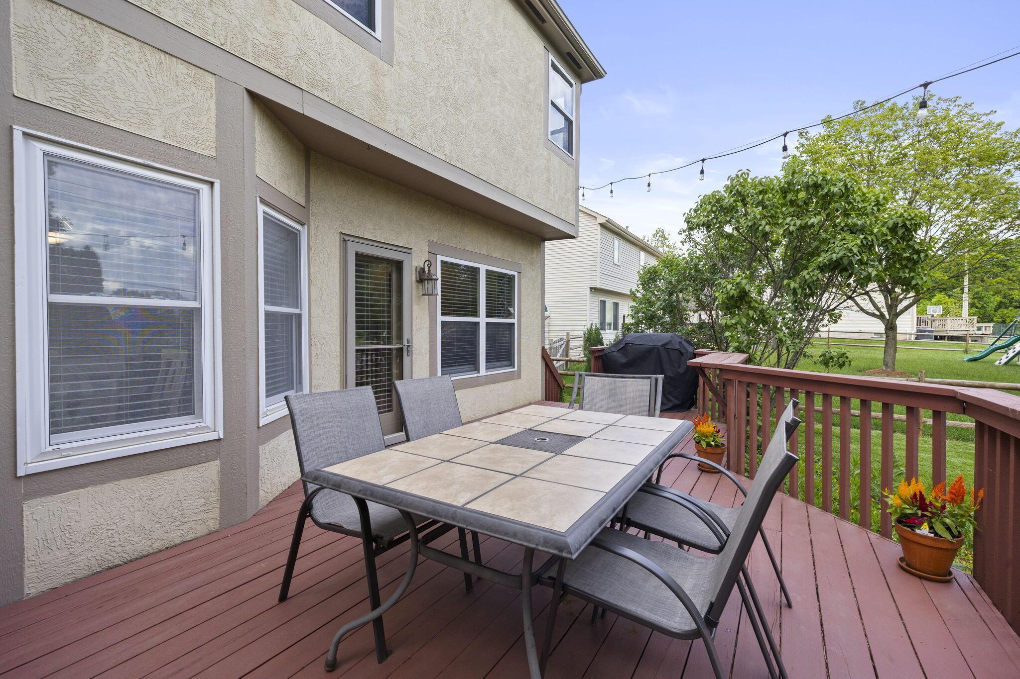 859 Dunvegan Court