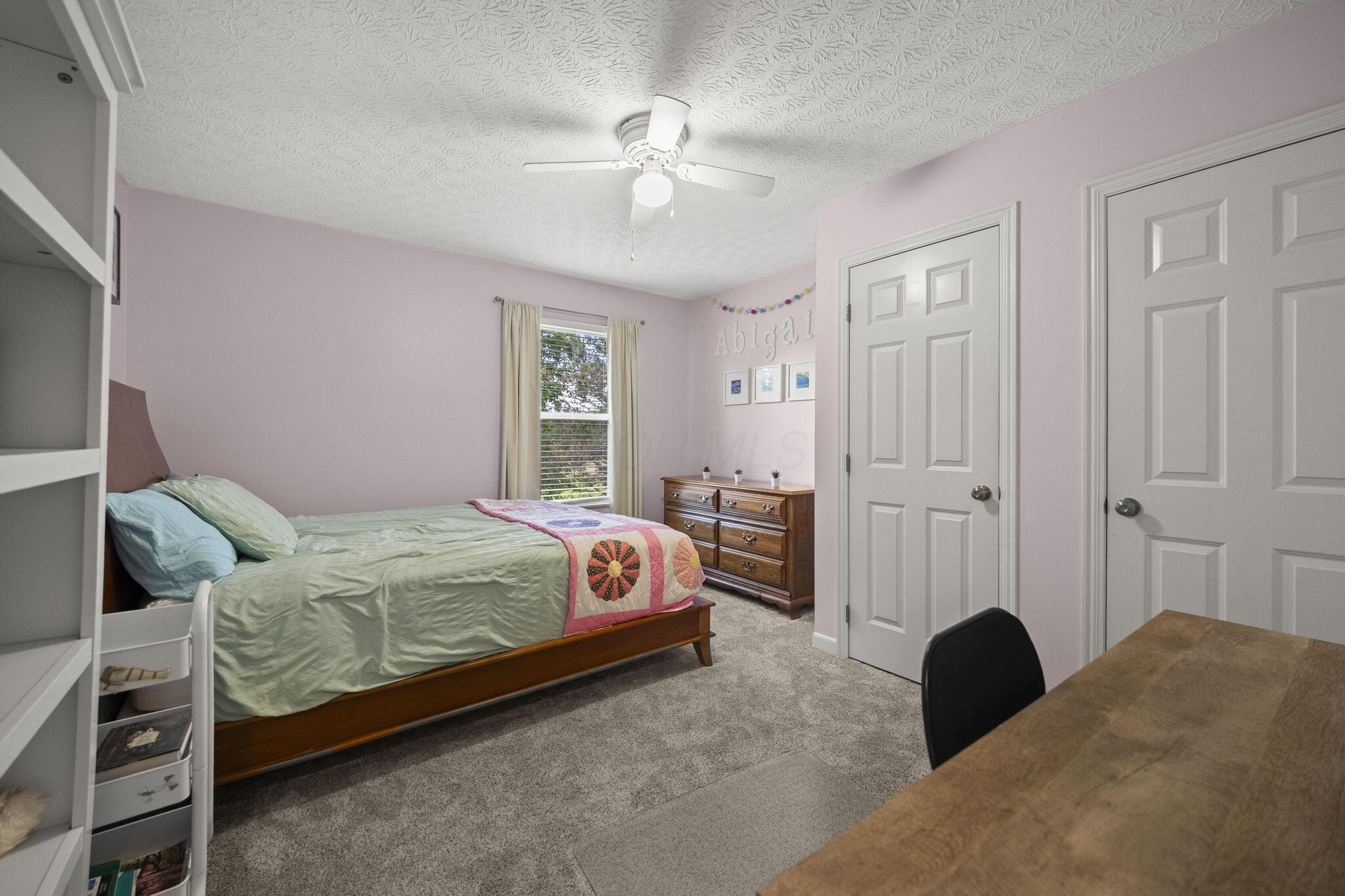 859 Dunvegan Court