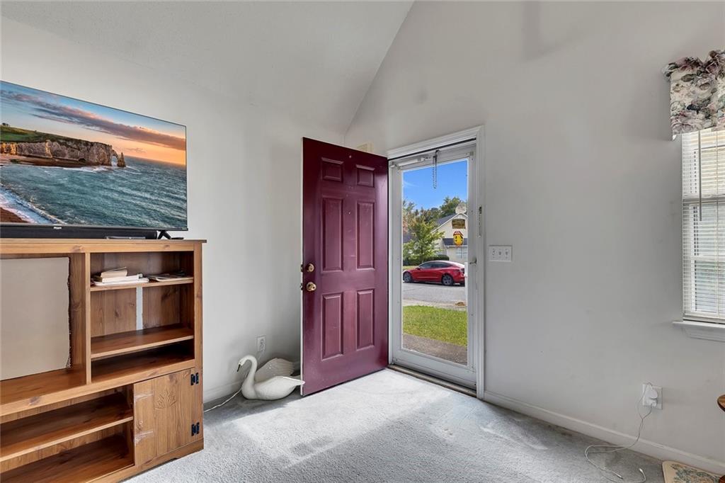 11 Pointe Way