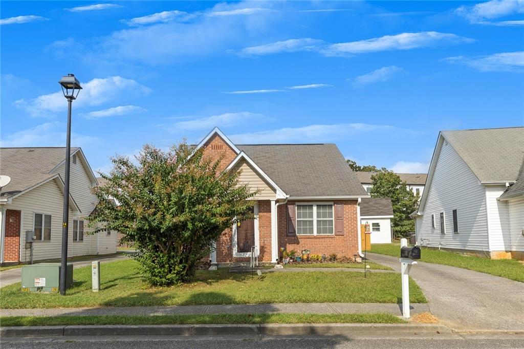 11 Pointe Way