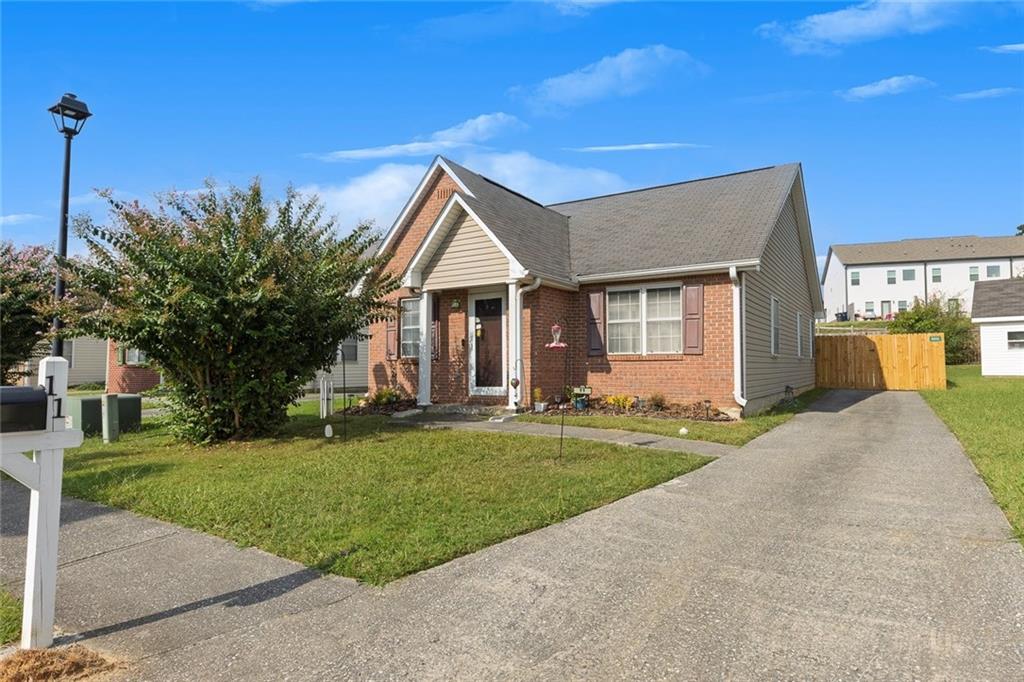 11 Pointe Way
