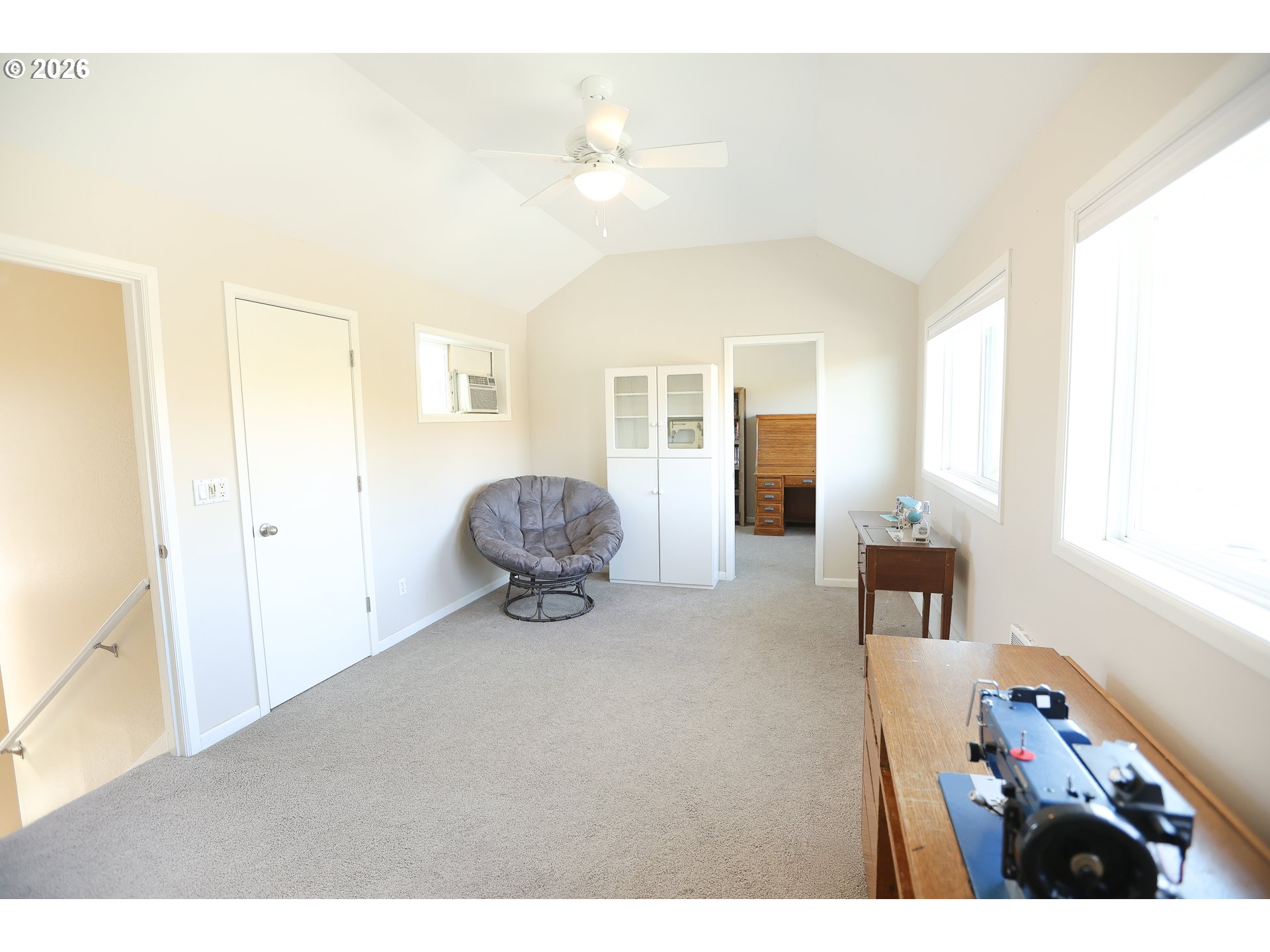 405 ELROD AVE