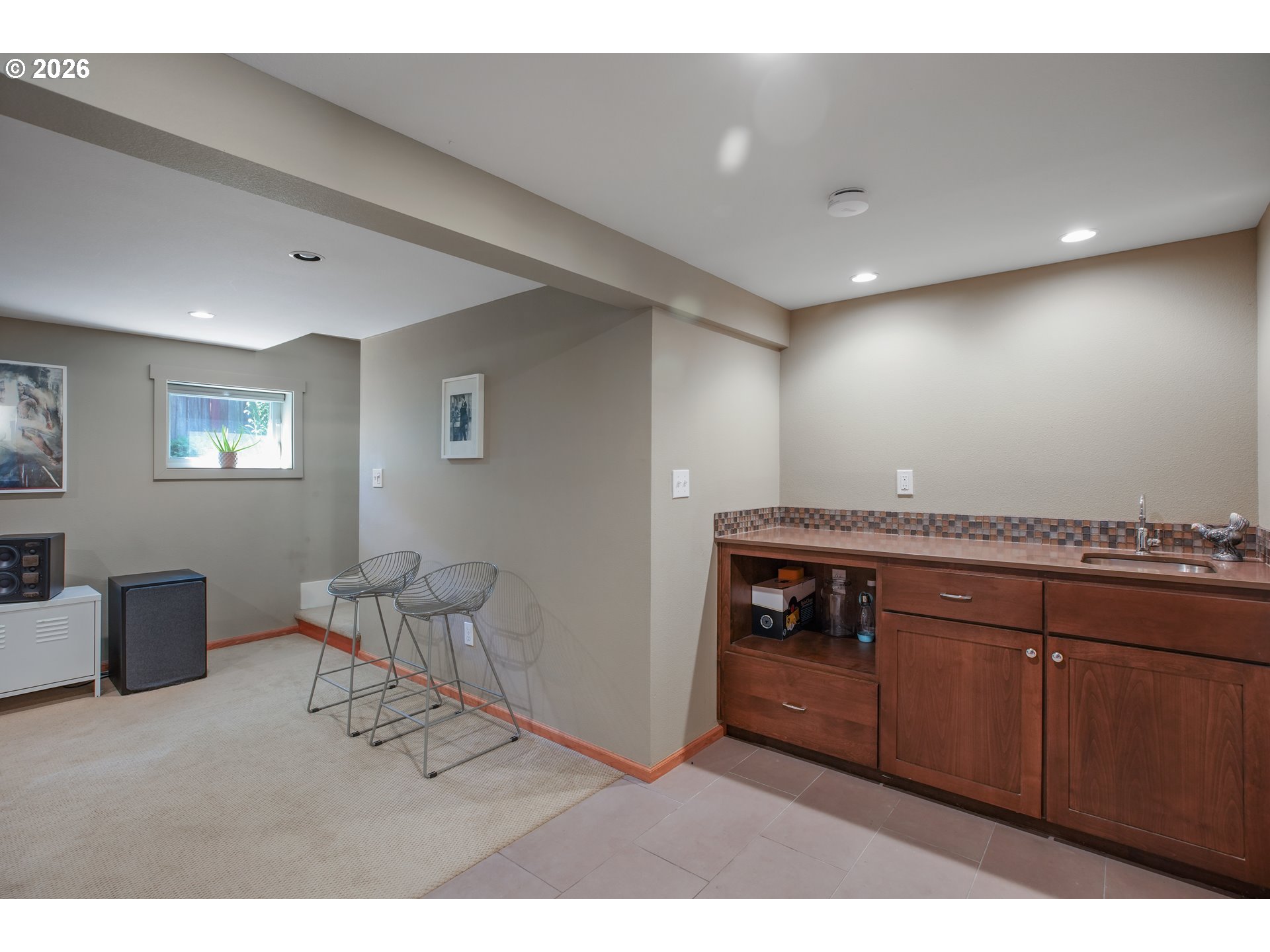 1541 NE 49TH AVE