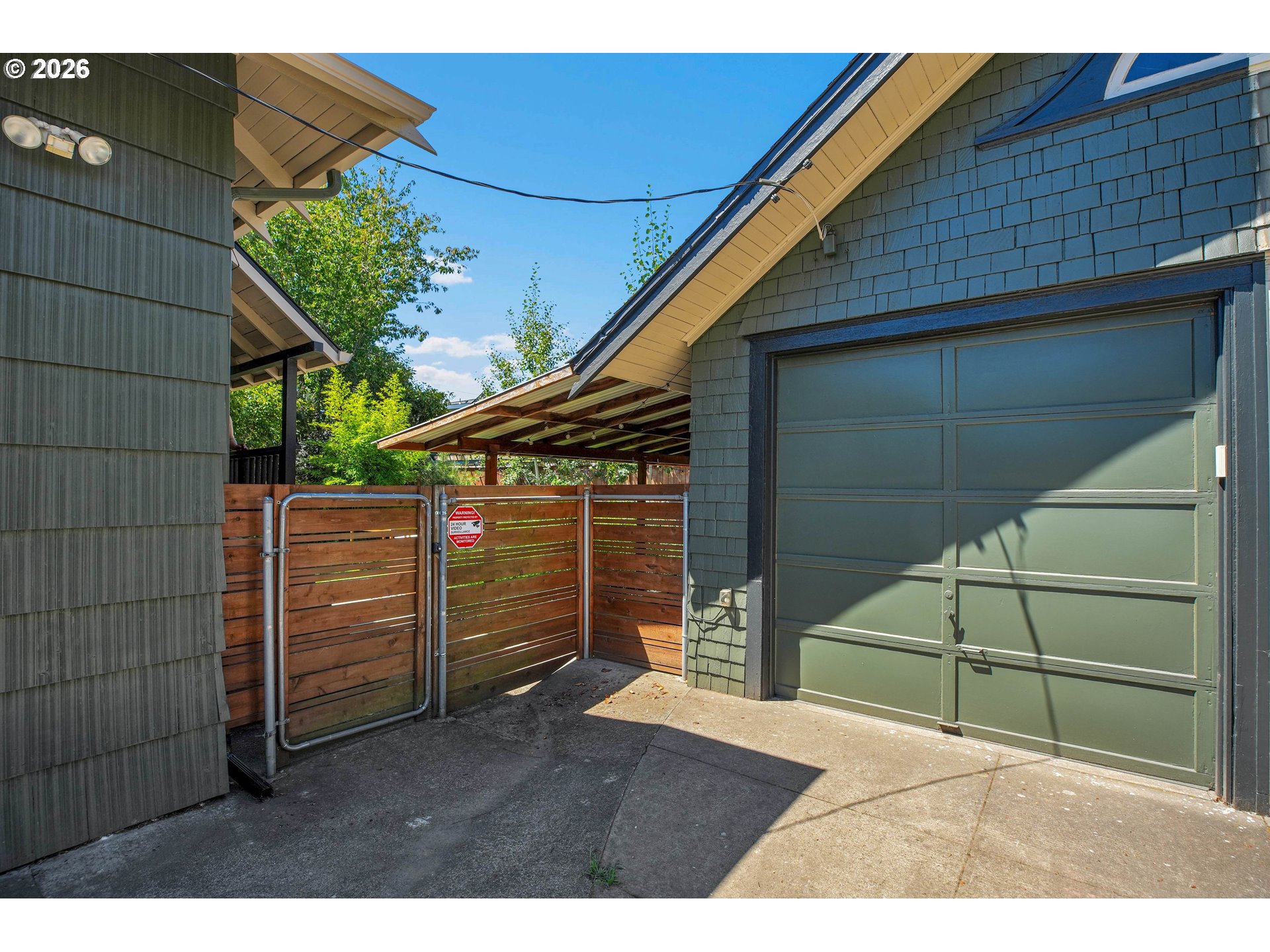 1541 NE 49TH AVE