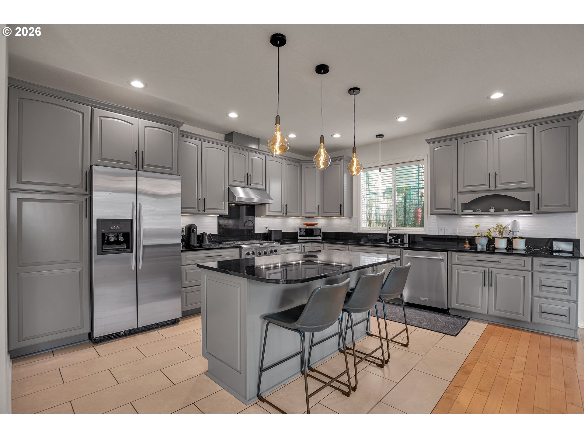 785 Marylhurst DR