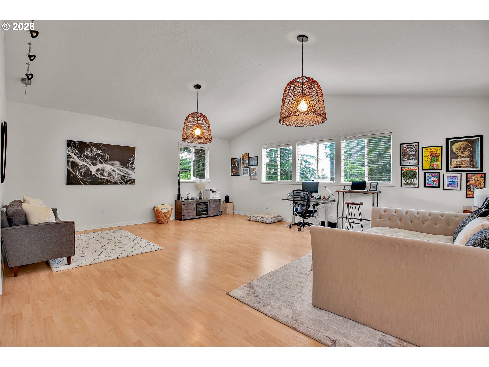 785 Marylhurst DR