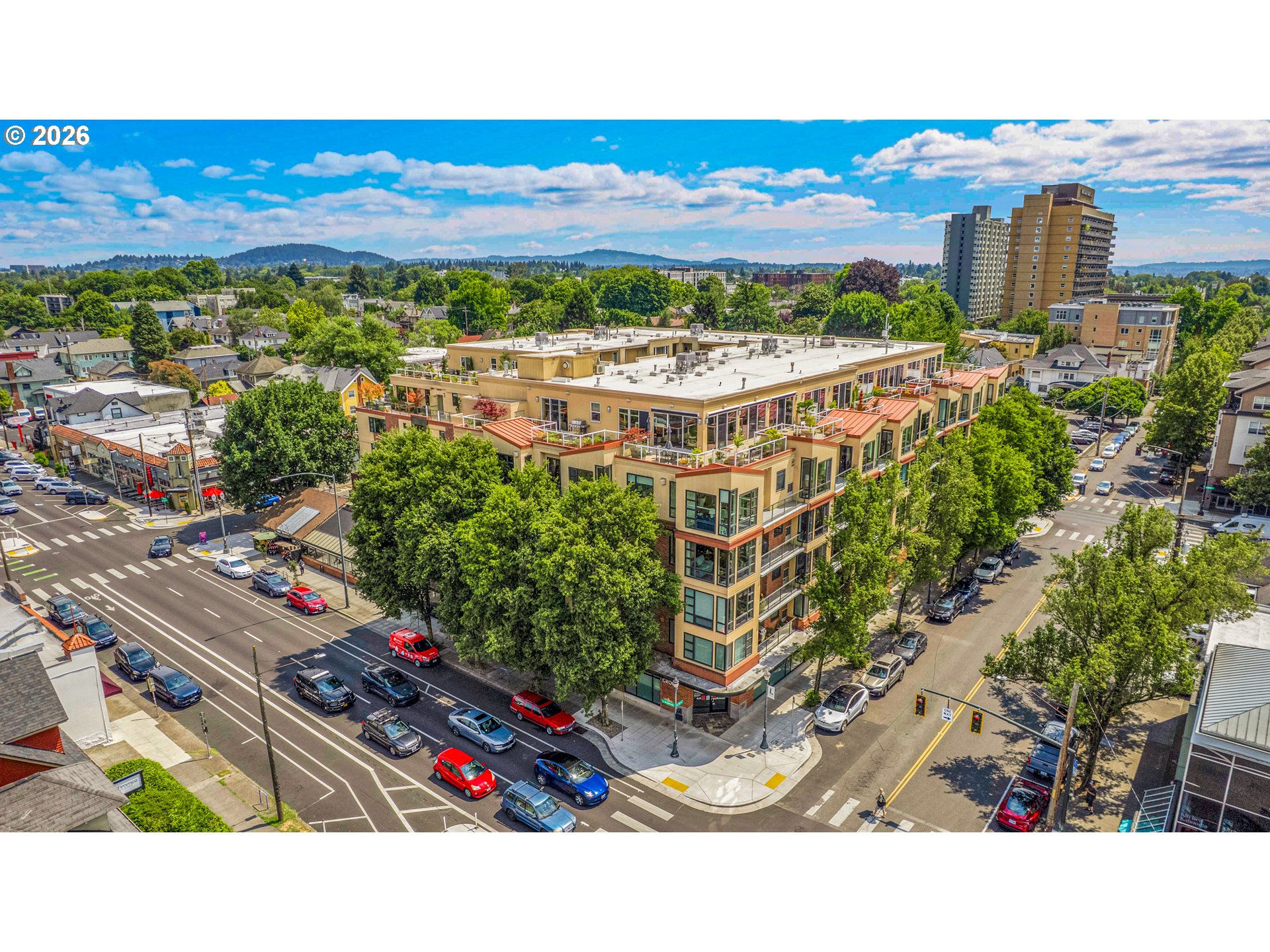 1620 NE BROADWAY ST 432