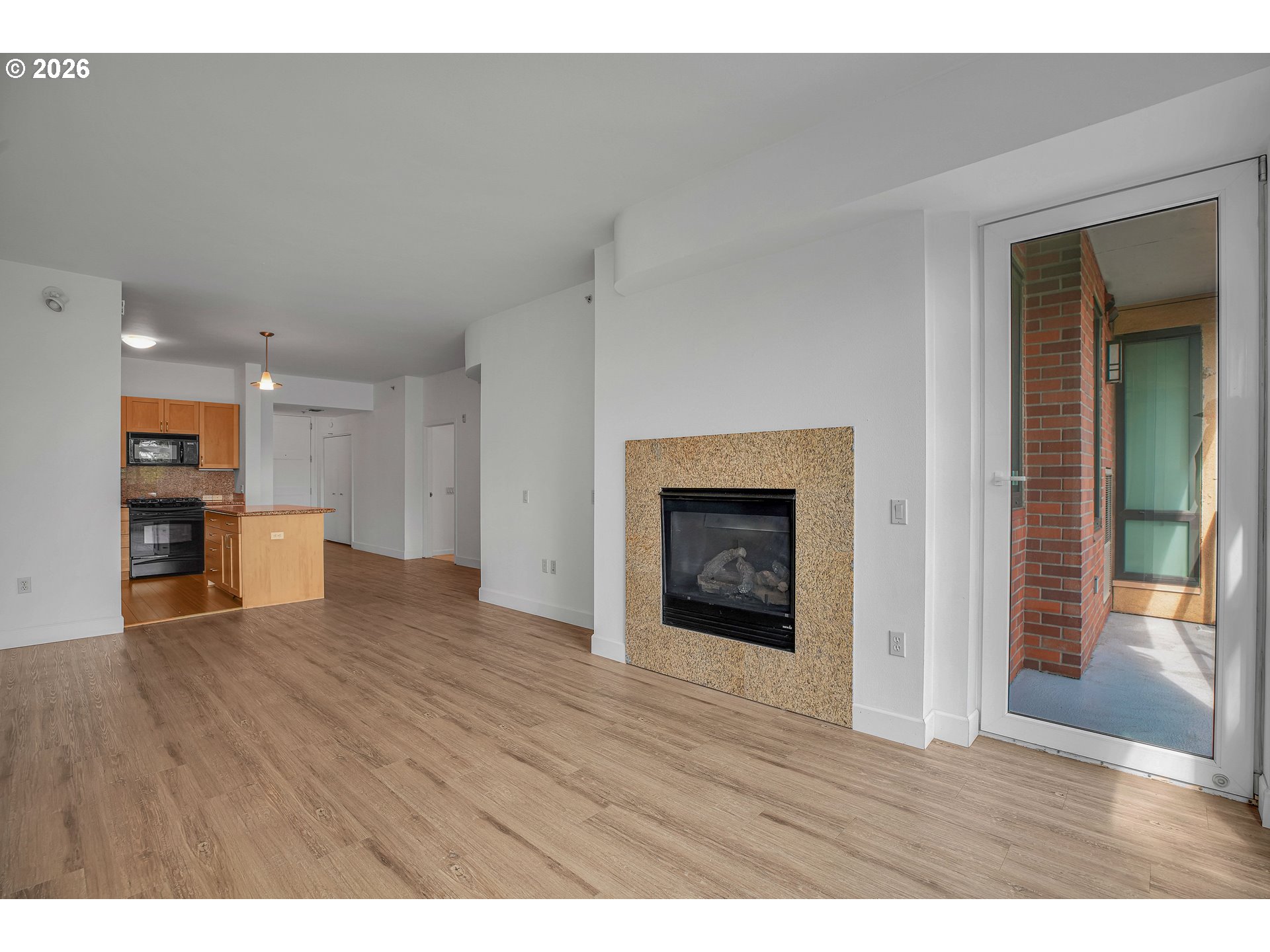 1620 NE BROADWAY ST 432