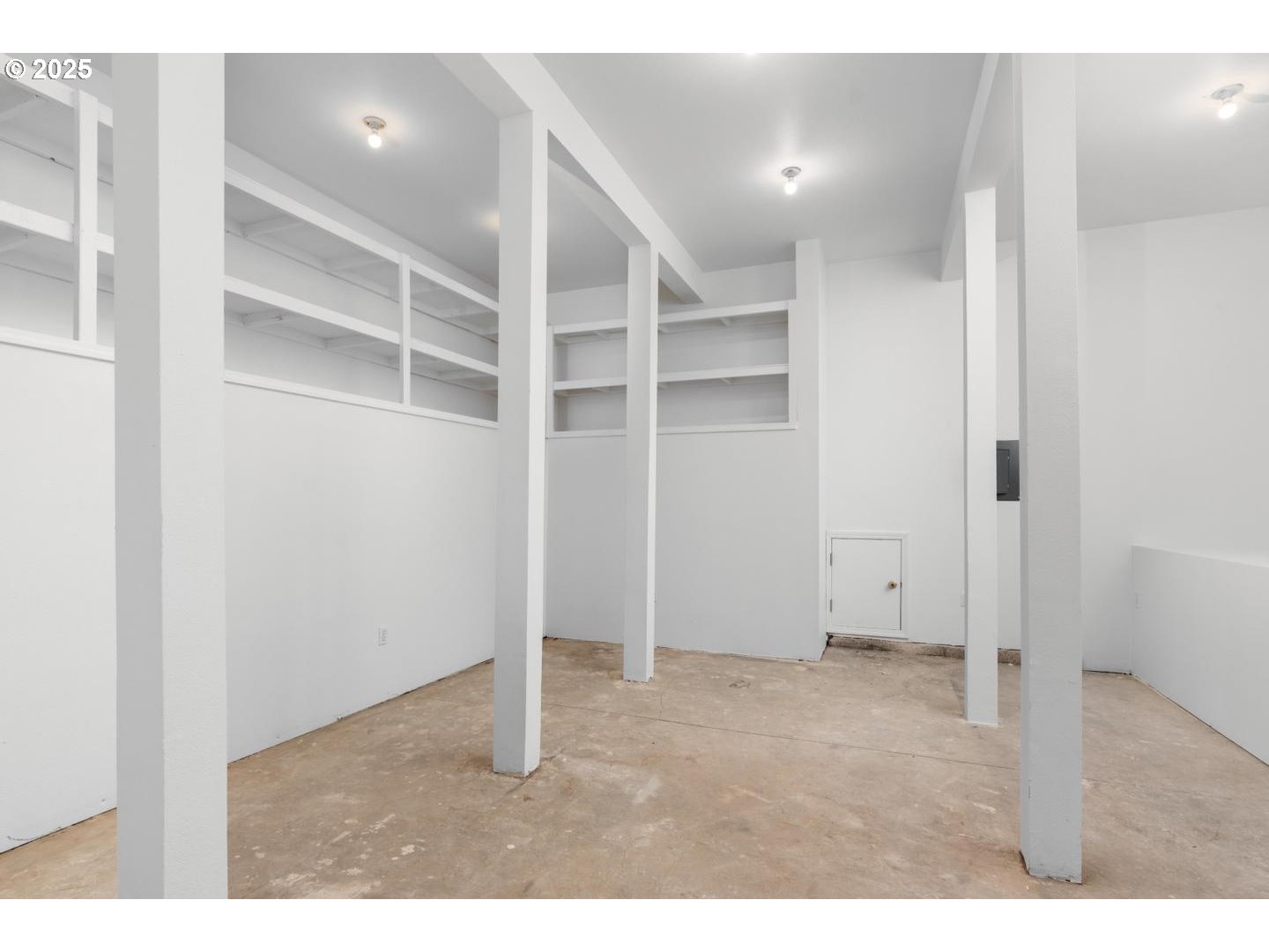2118 NW MILL POND RD