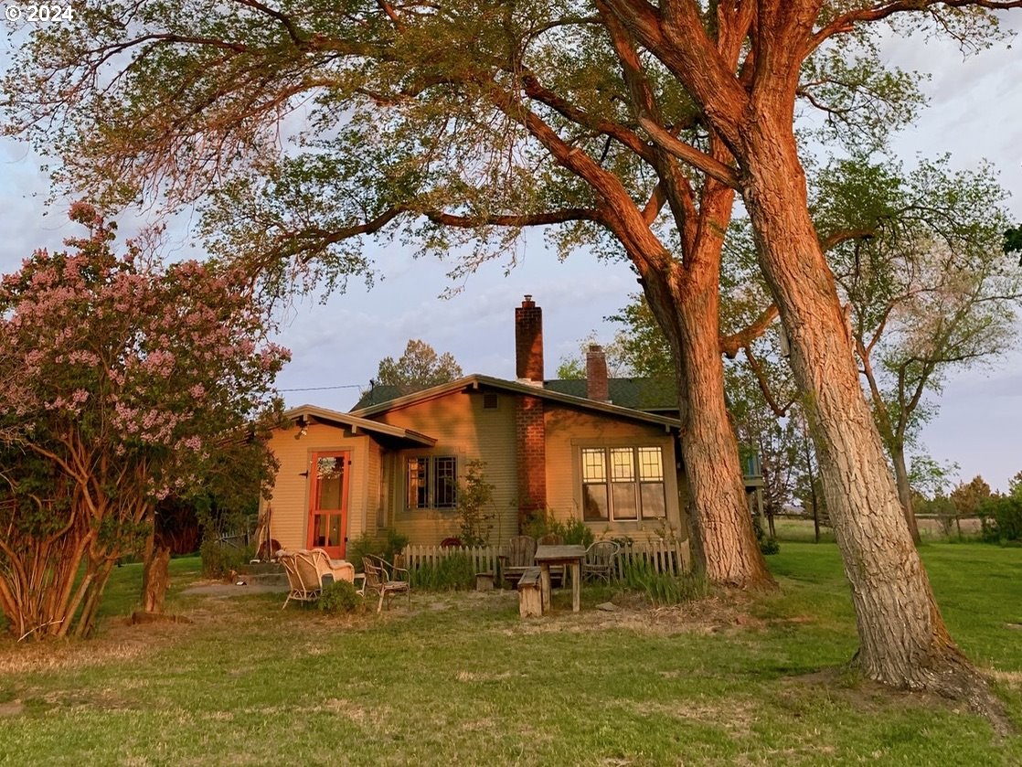 79702 HIGHWAY 216