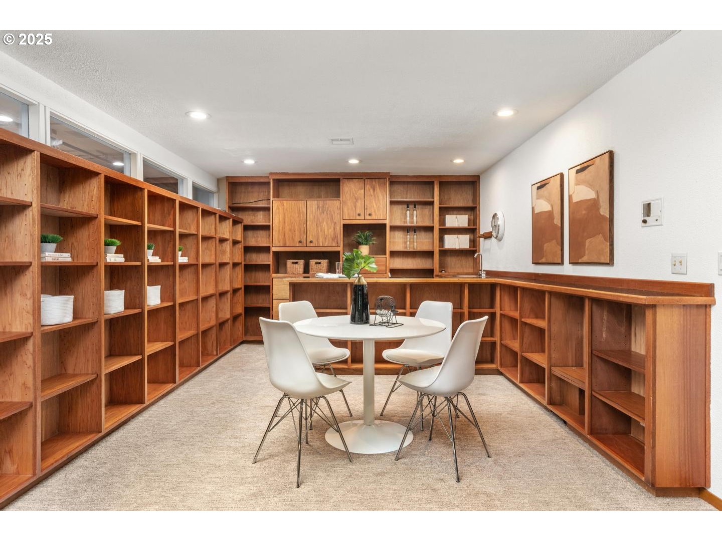 900 SW 83RD AVE