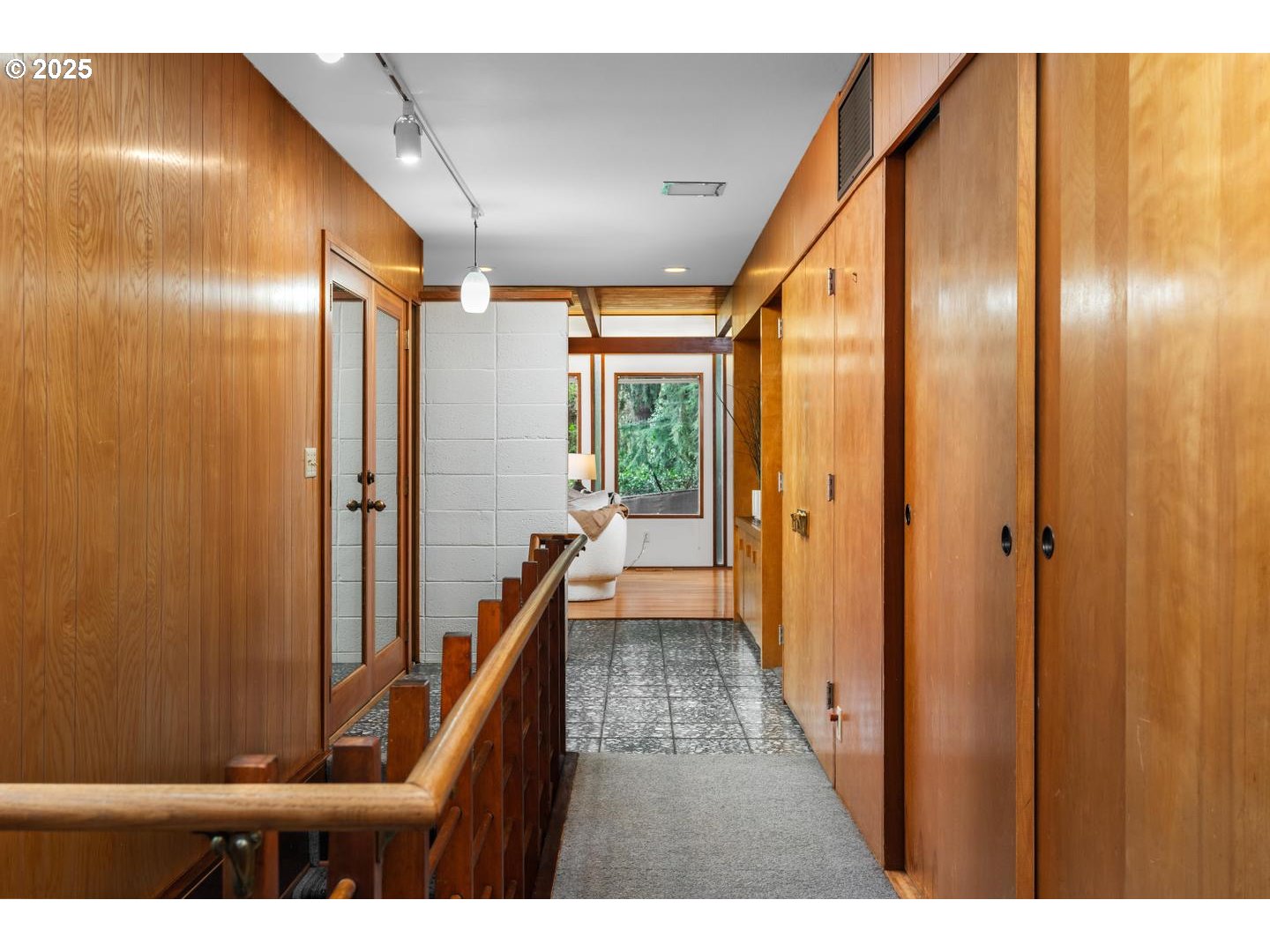 900 SW 83RD AVE