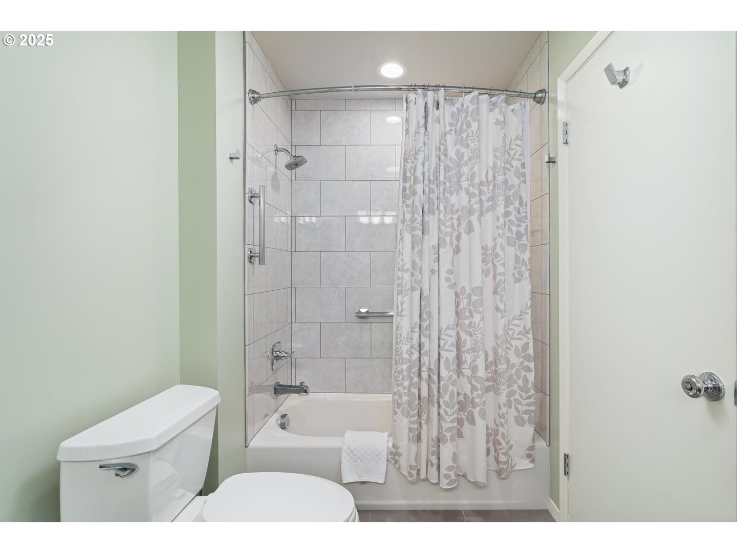 1309 NE 137TH AVE