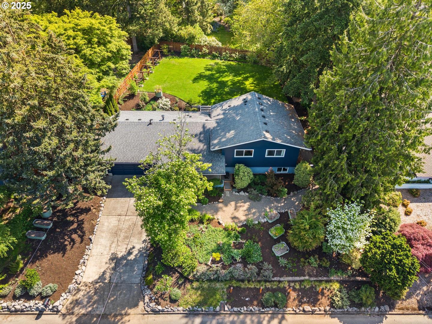 8818 SW 57TH AVE