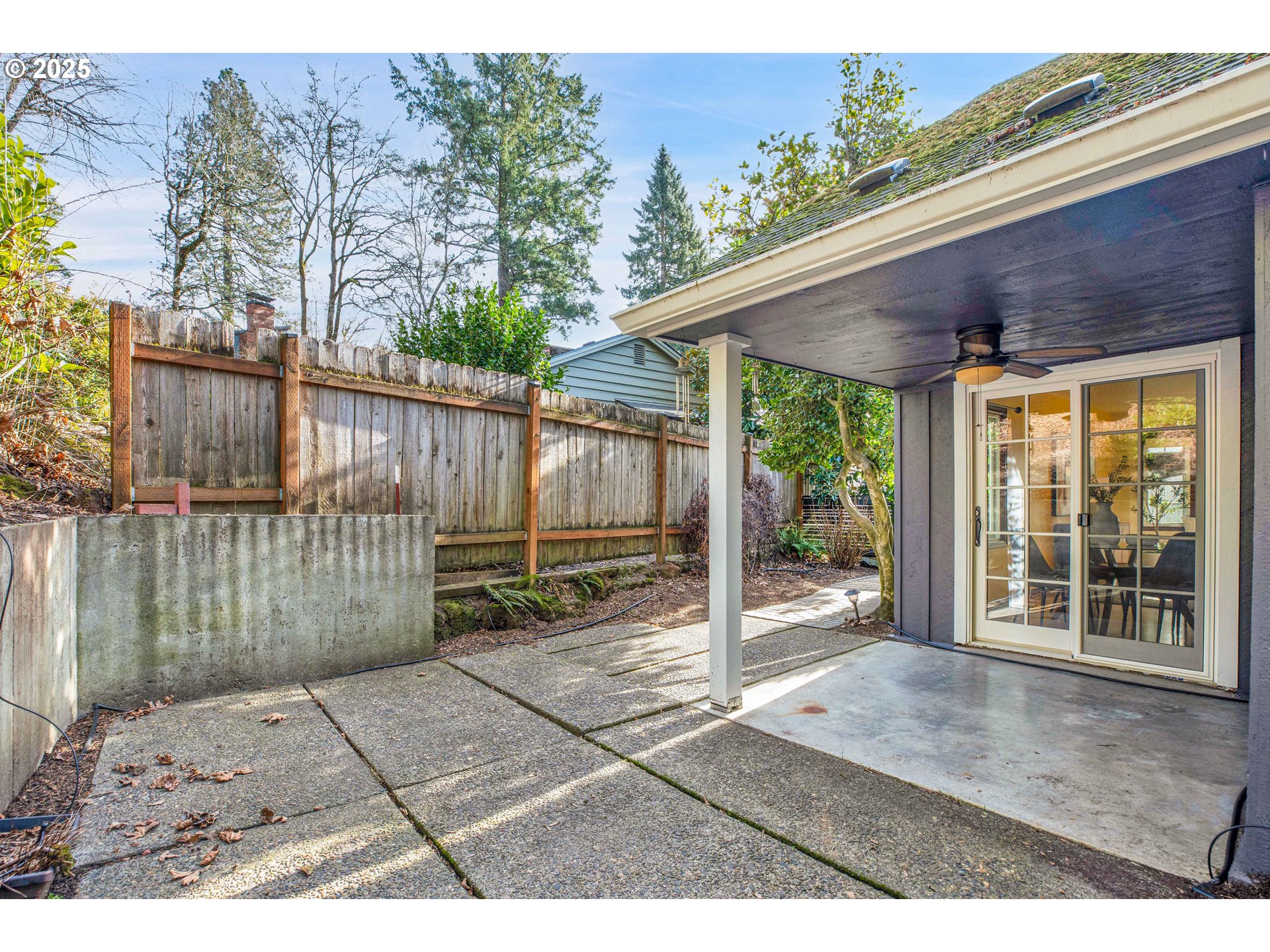2705 GLEN EAGLES RD