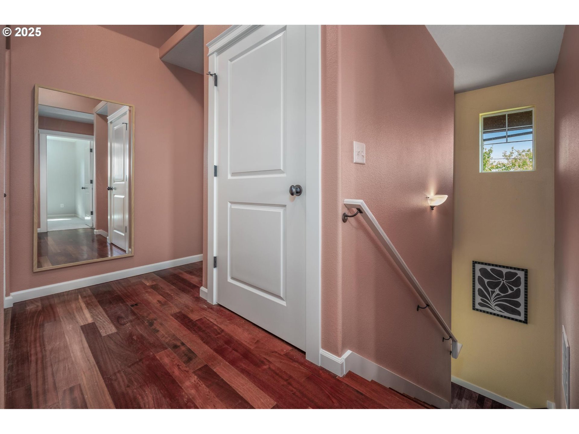 3408 NE ALBERTA CT