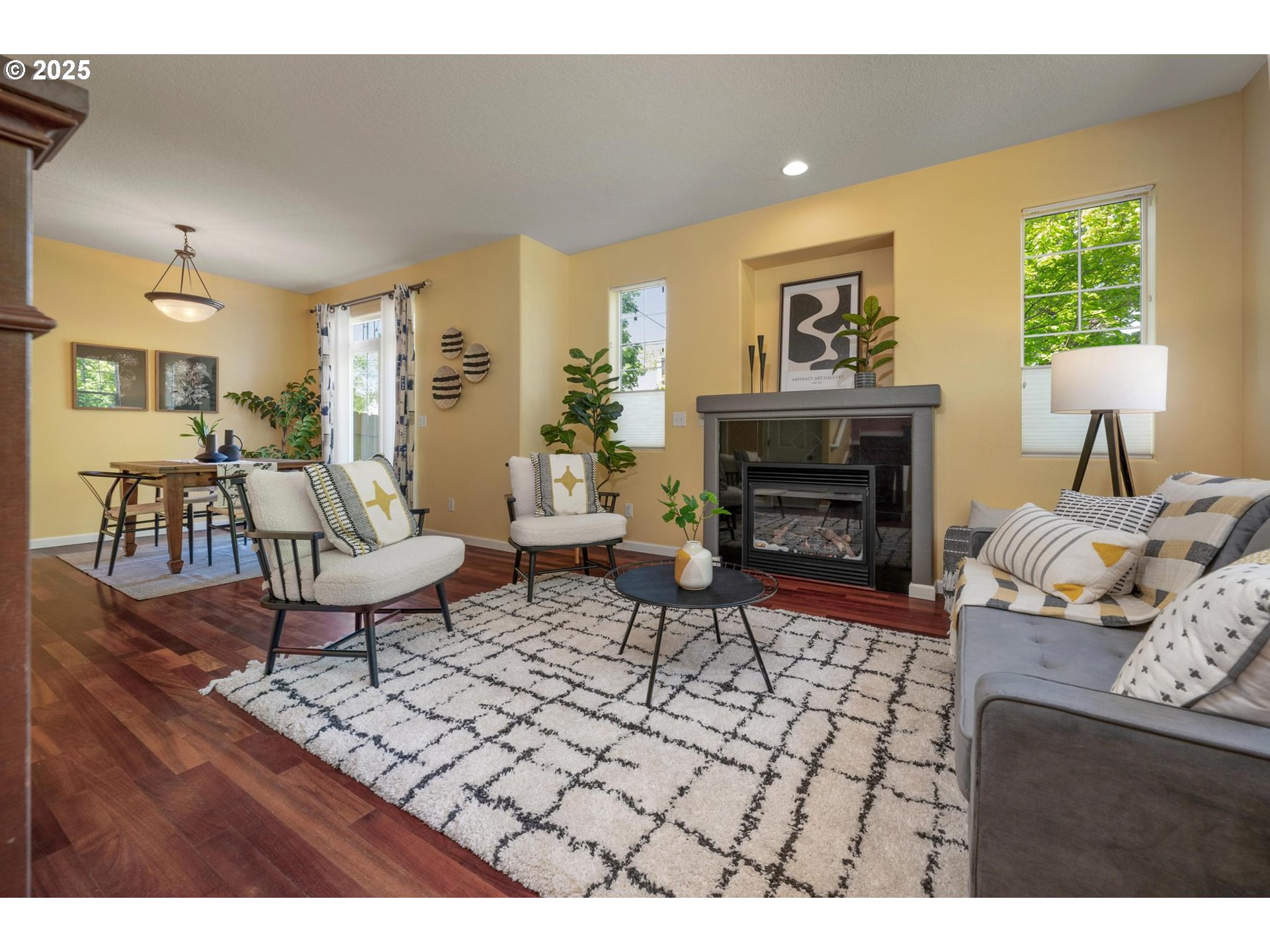 3408 NE ALBERTA CT