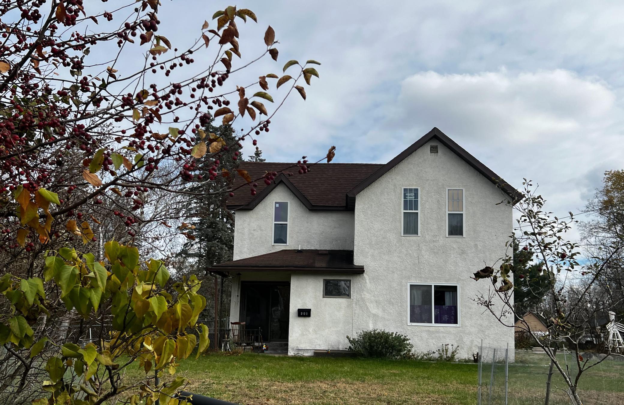 909 SE 15th Street