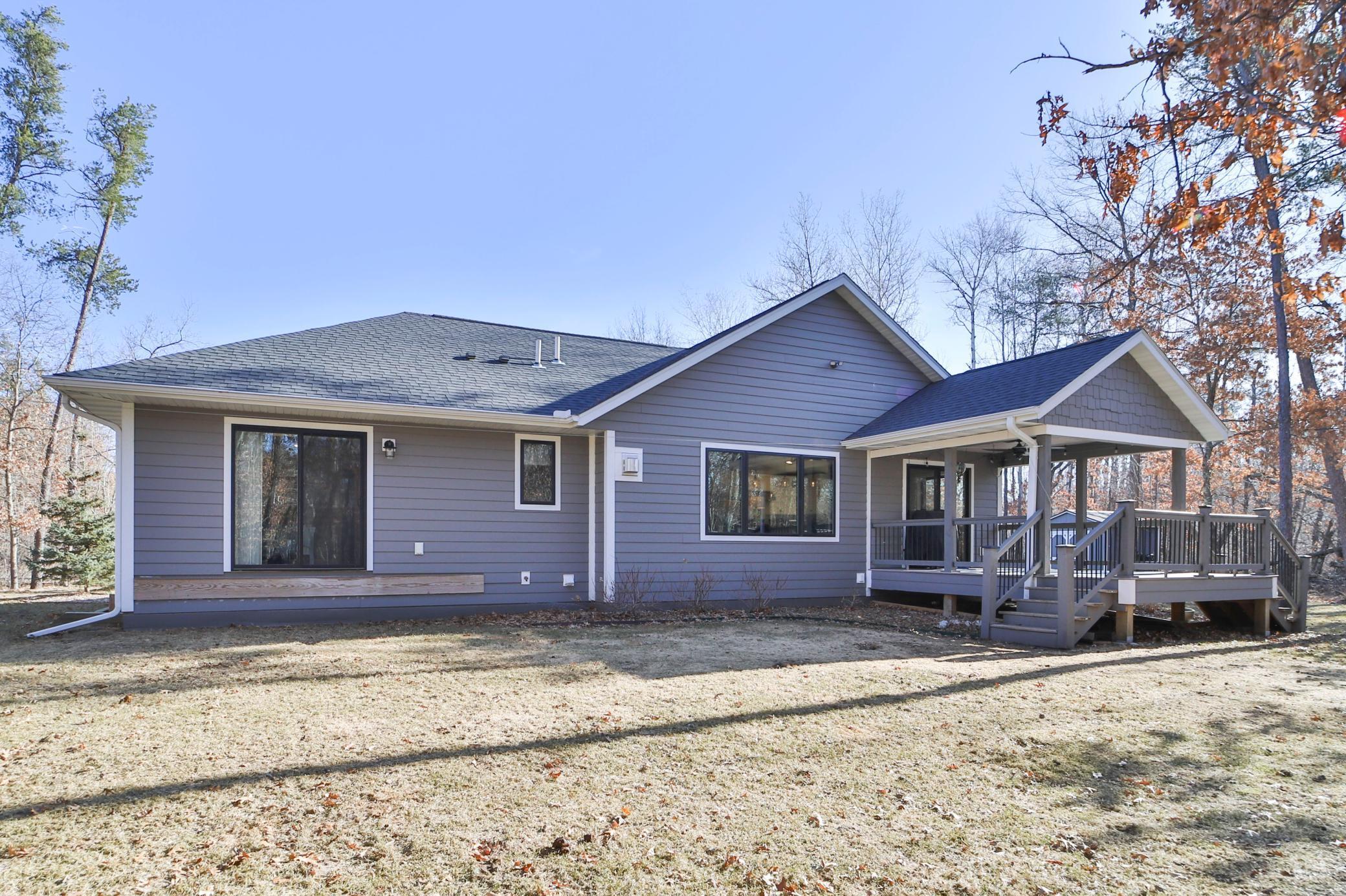 13719 Oakwood Drive