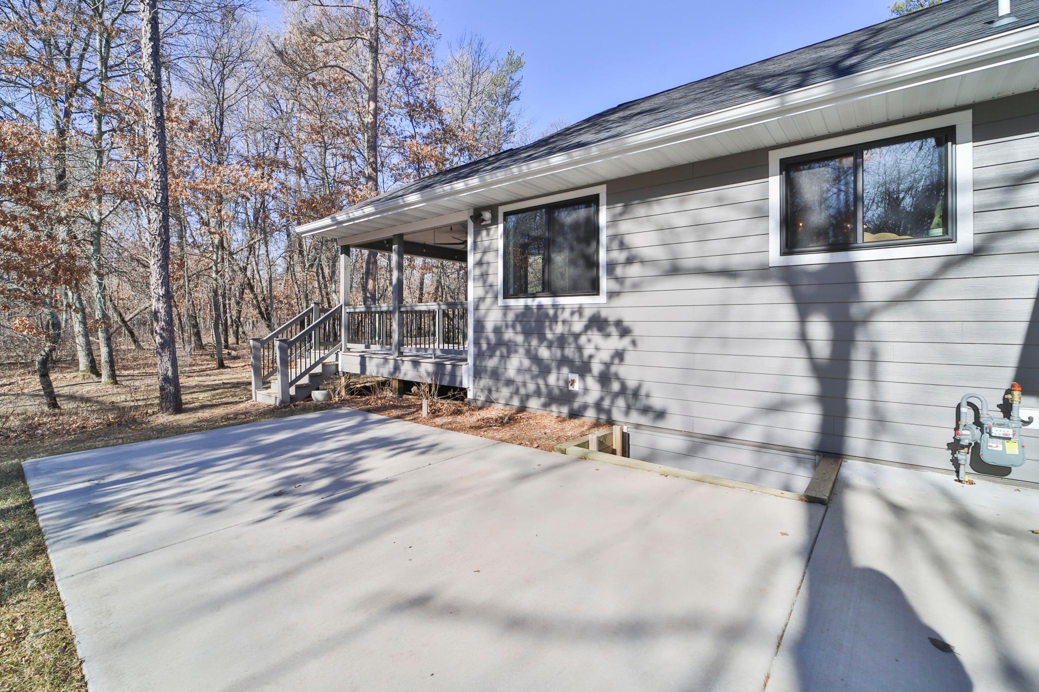 13719 Oakwood Drive