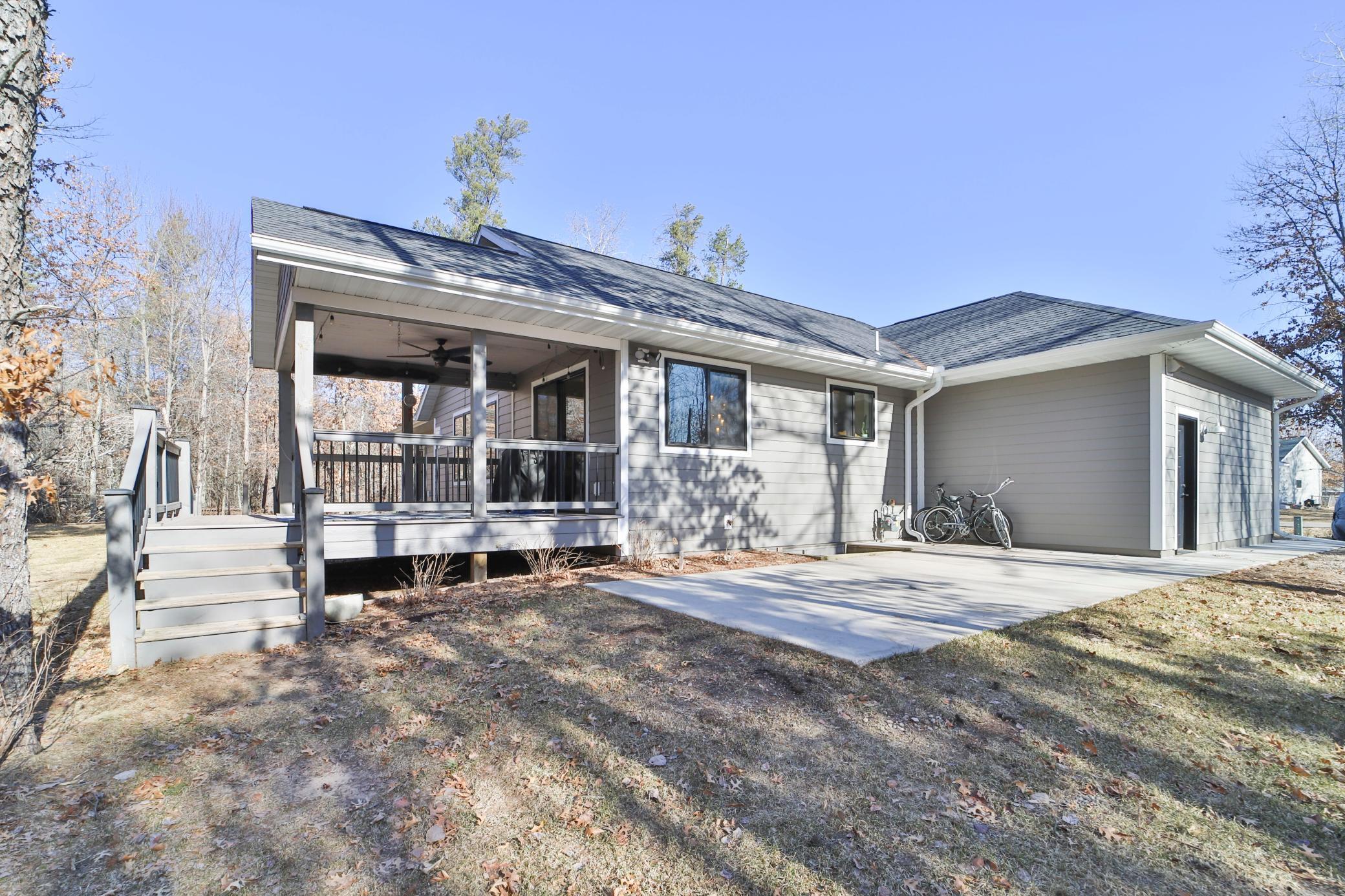 13719 Oakwood Drive
