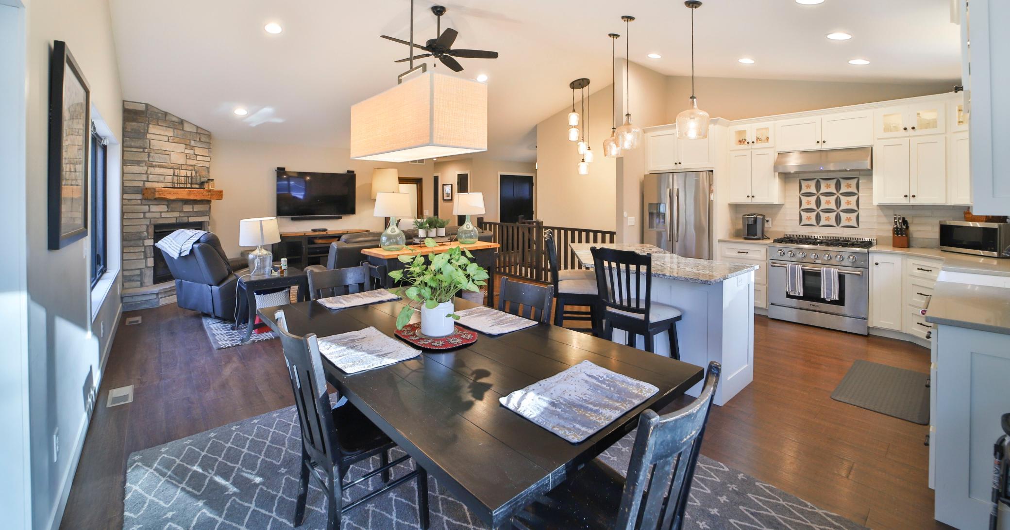 13719 Oakwood Drive