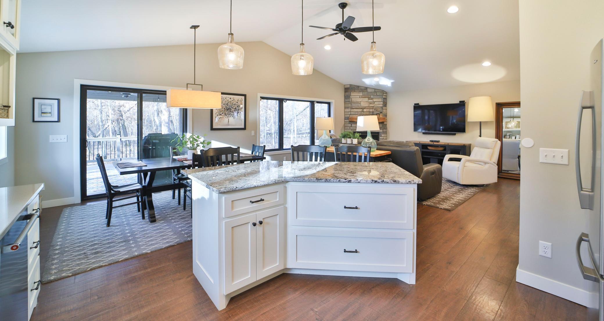 13719 Oakwood Drive