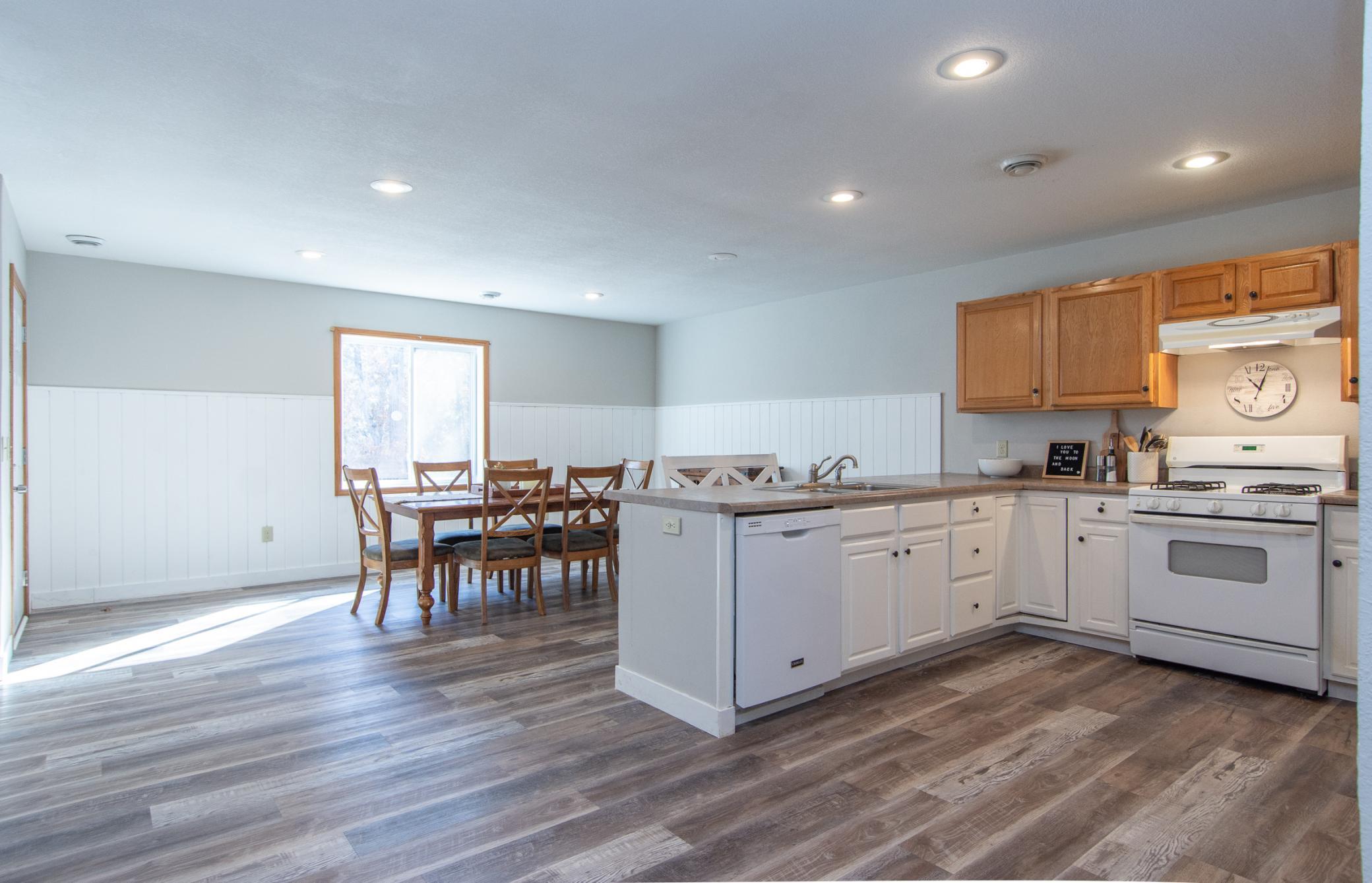 1179 Deerview Trail SW