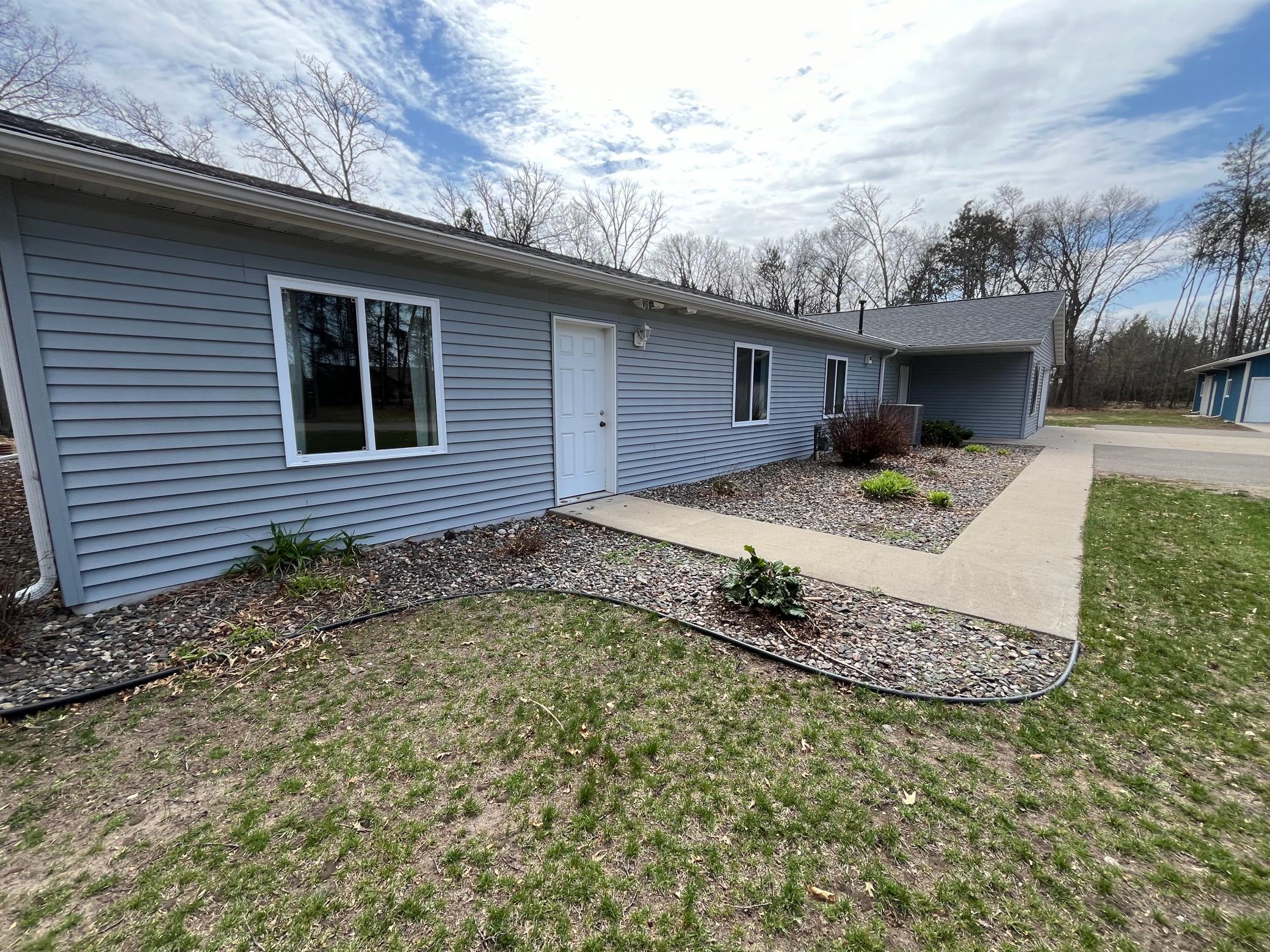 1179 Deerview Trail SW