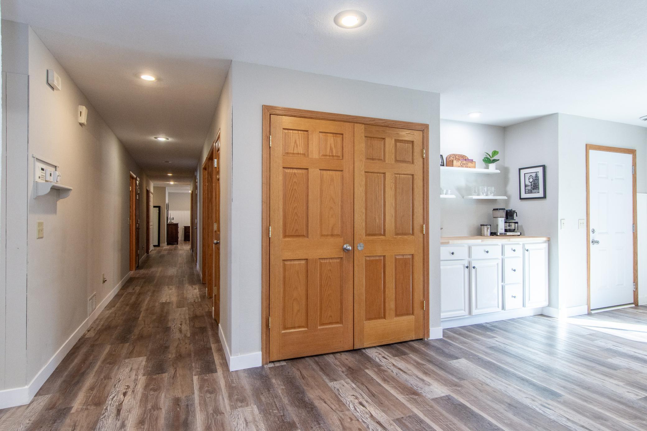 1179 Deerview Trail SW
