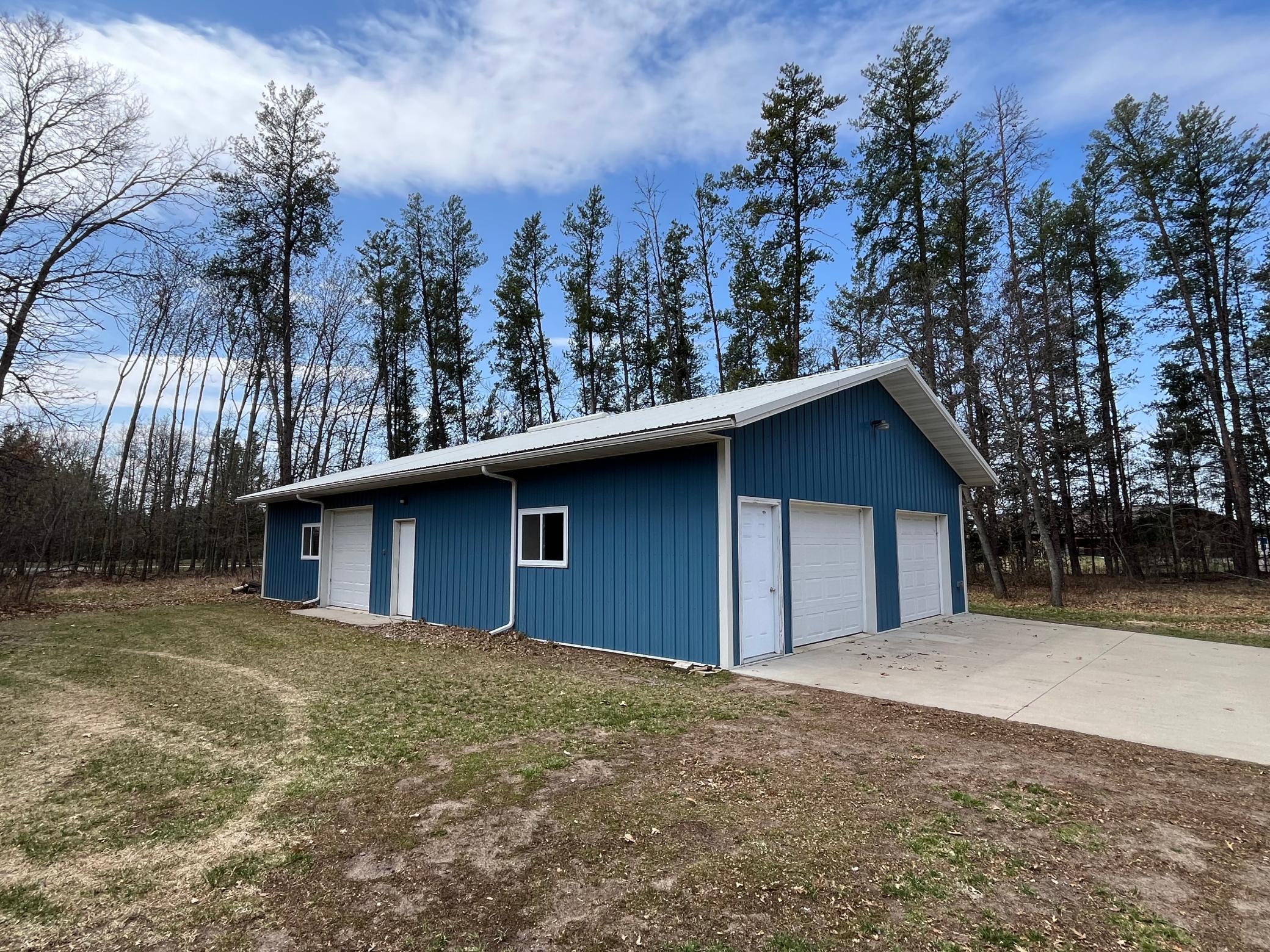 1179 Deerview Trail SW