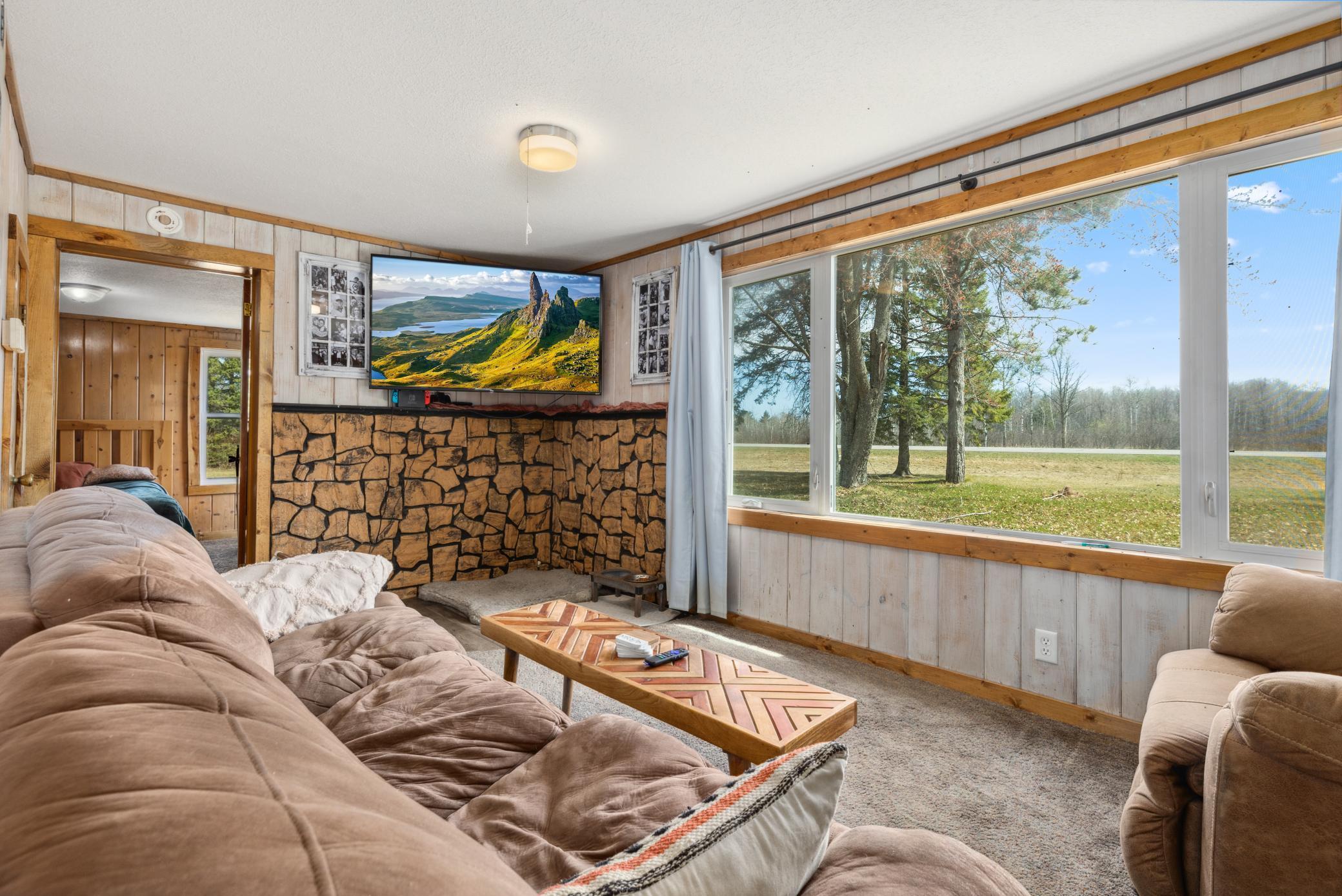 26815 US Highway 169